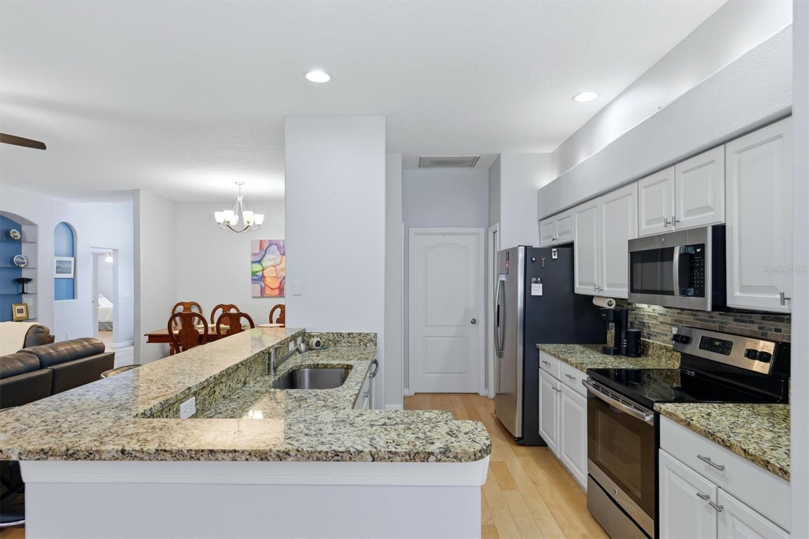 6726 W COUNTRY CLUB LN, SARASOTA, FL, 34243