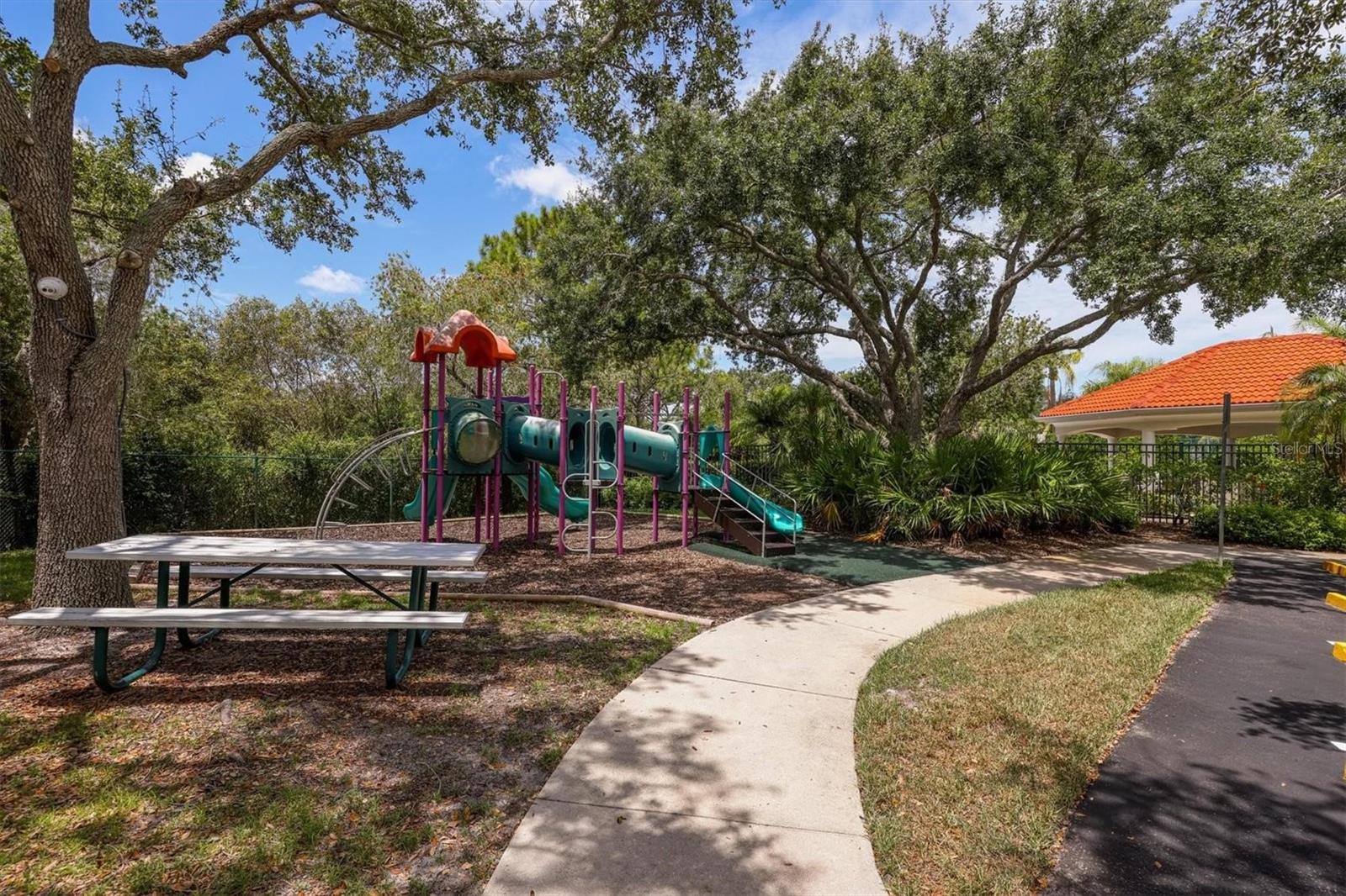 6726 W COUNTRY CLUB LN, SARASOTA, FL, 34243