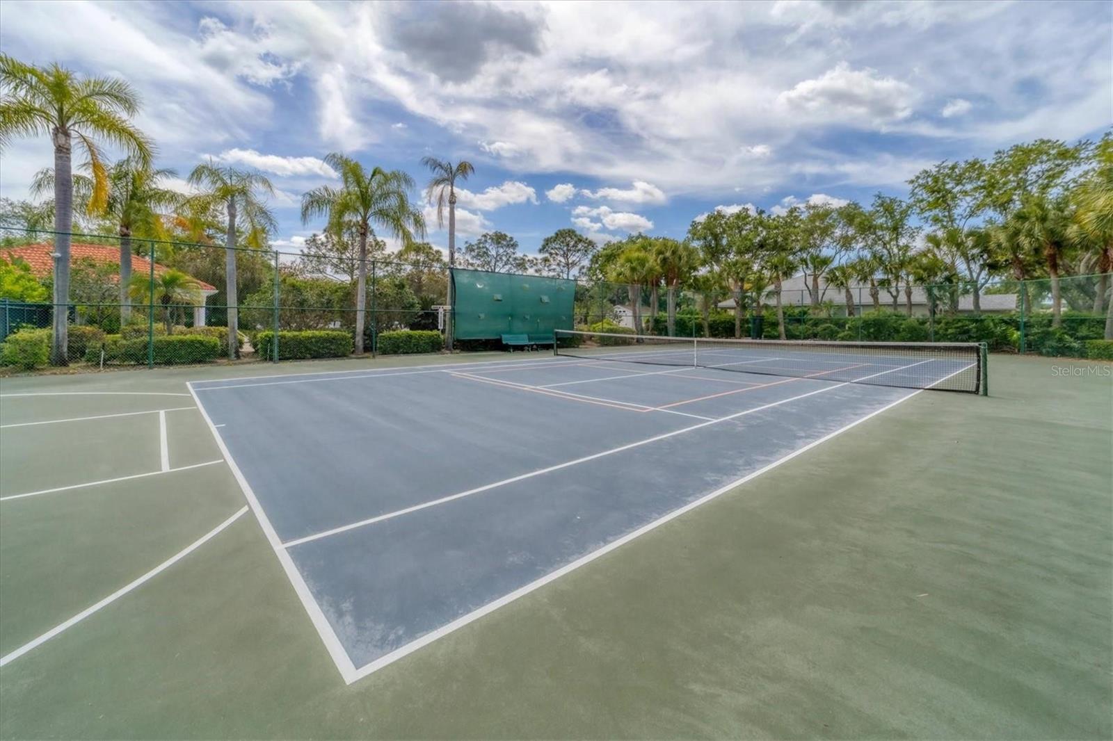 6726 W COUNTRY CLUB LN, SARASOTA, FL, 34243