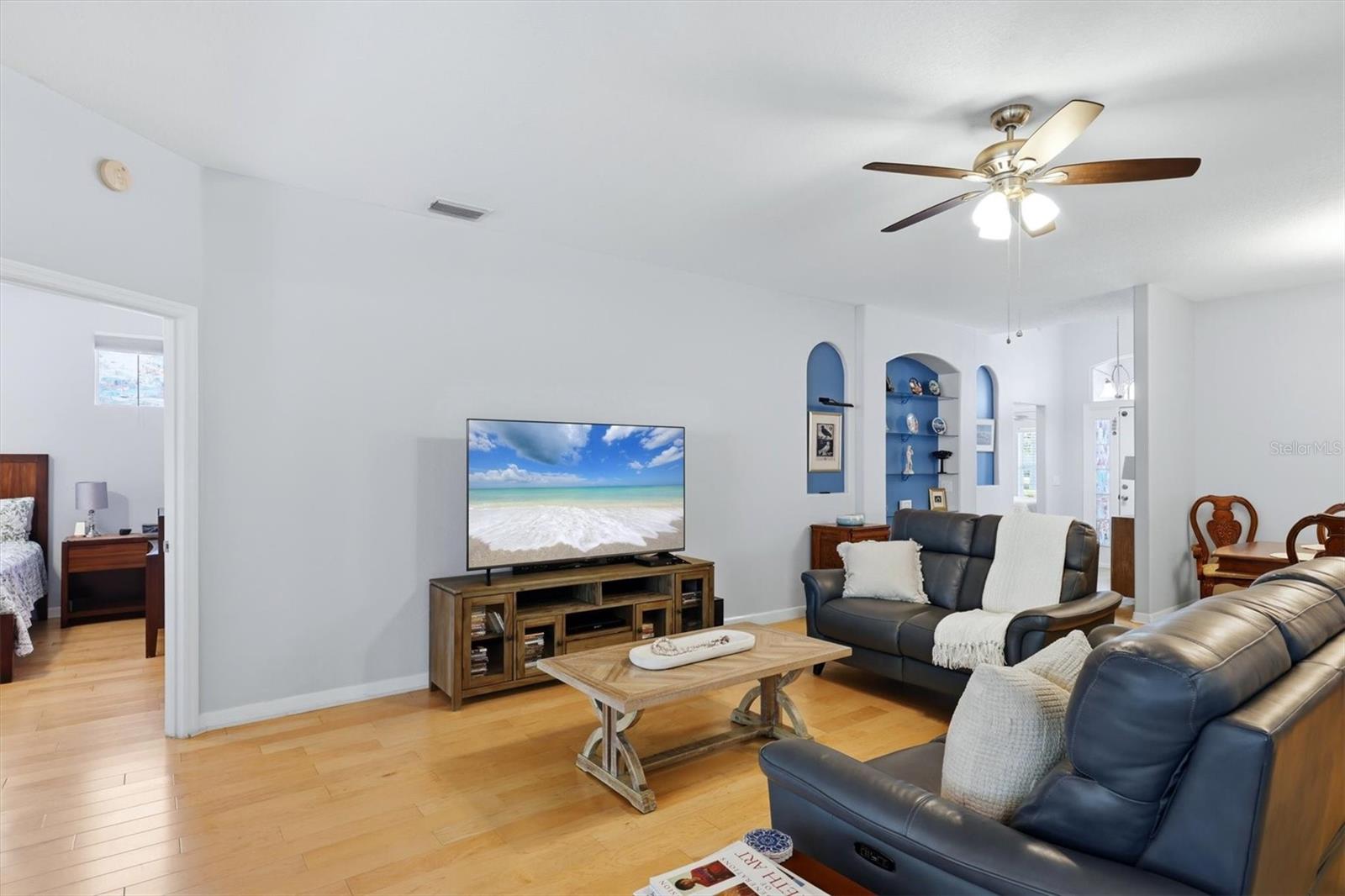 6726 W COUNTRY CLUB LN, SARASOTA, FL, 34243