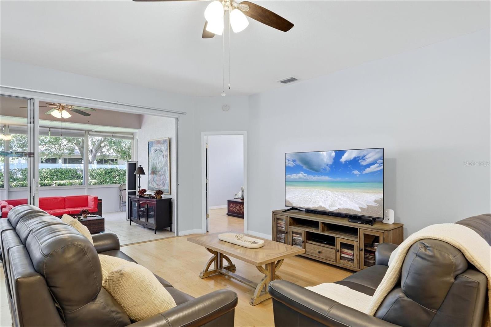 6726 W COUNTRY CLUB LN, SARASOTA, FL, 34243
