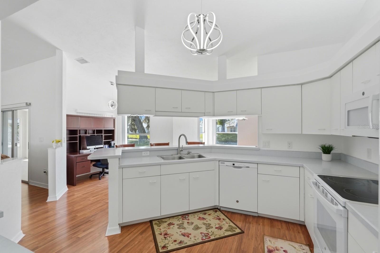 23 OLD SUNBEAM DR, SOUTH DAYTONA, FL, 32119