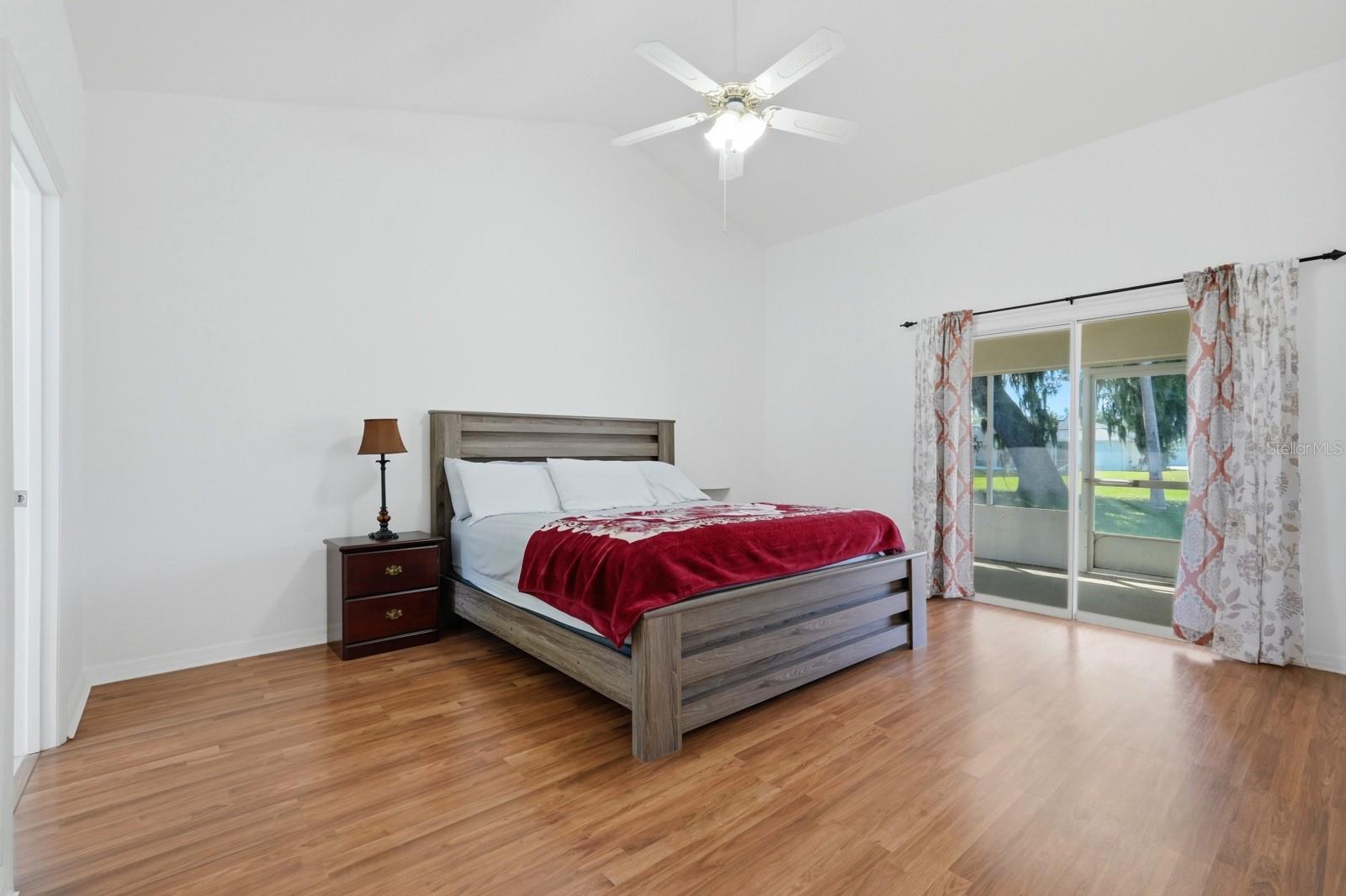 23 OLD SUNBEAM DR, SOUTH DAYTONA, FL, 32119