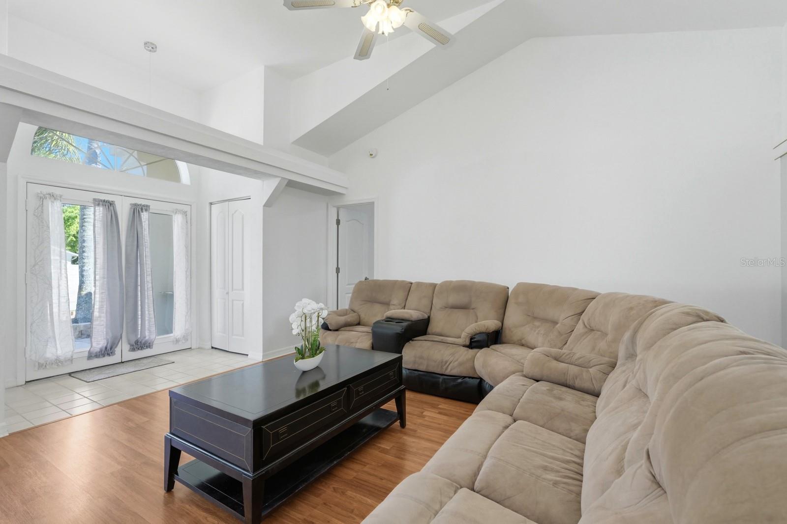 23 OLD SUNBEAM DR, SOUTH DAYTONA, FL, 32119