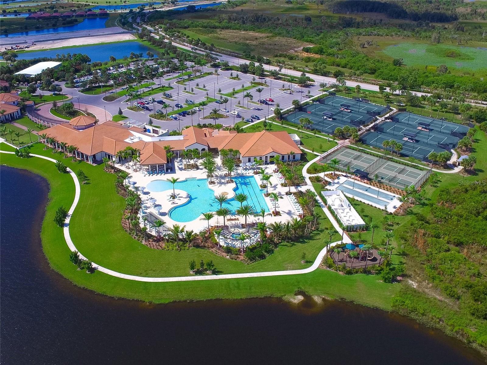 10805 TARFLOWER DR #102, VENICE, FL, 34293