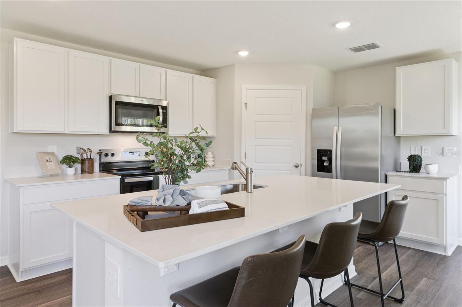 219 AMBERWOOD WAY, UMATILLA, FL, 32784