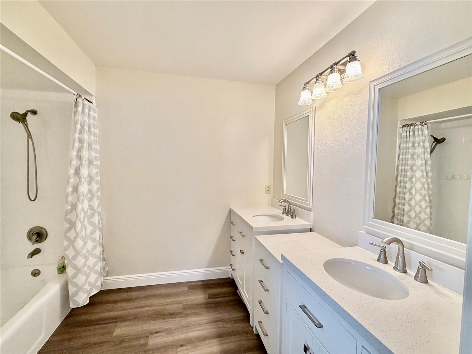 320 WHITE OAK CIR, MAITLAND, FL, 32751