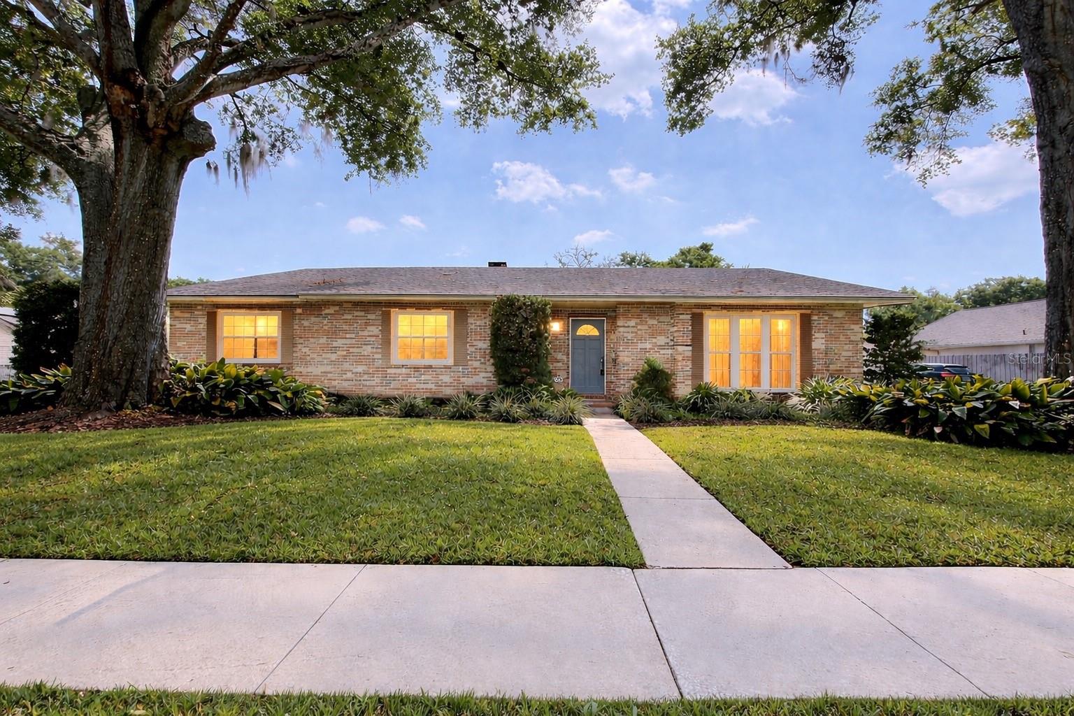 320 WHITE OAK CIR, MAITLAND, FL, 32751