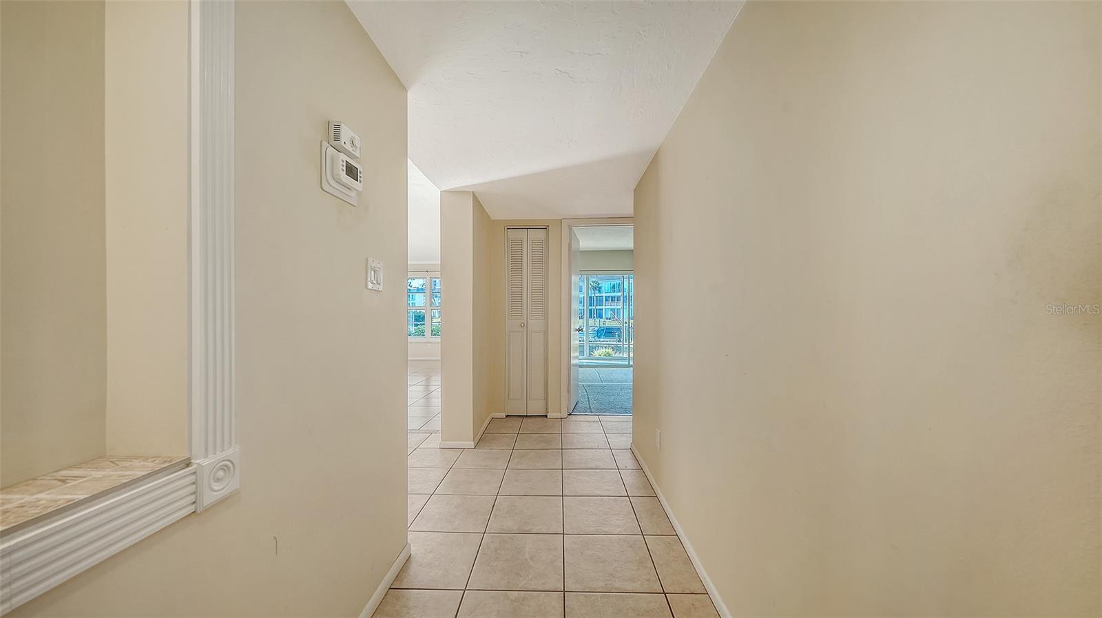 4380 EXETER DR #101, LONGBOAT KEY, FL, 34228