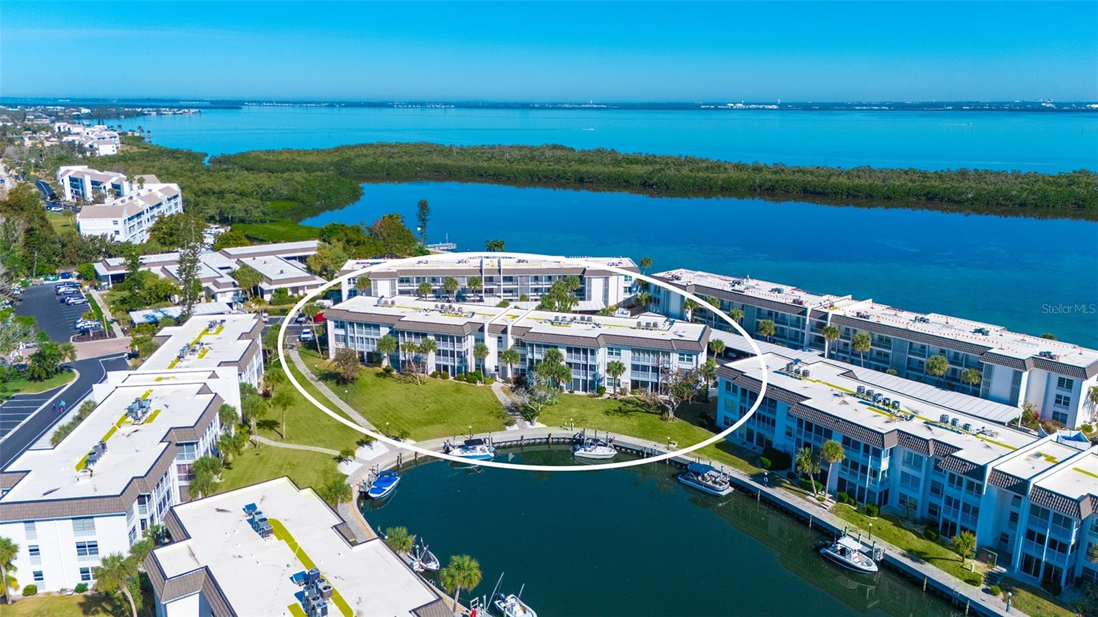 4380 EXETER DR #101, LONGBOAT KEY, FL, 34228