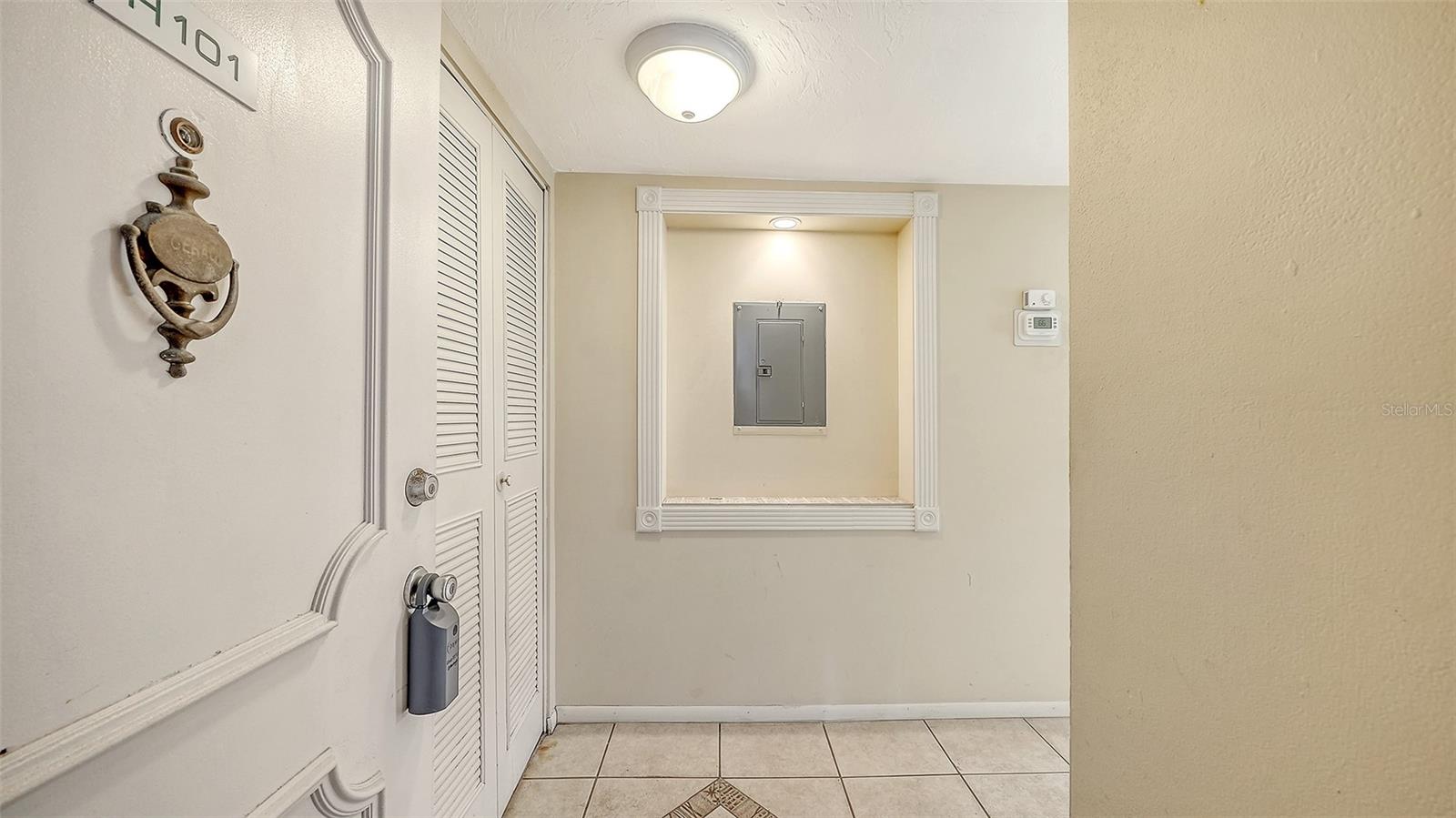 4380 EXETER DR #101, LONGBOAT KEY, FL, 34228