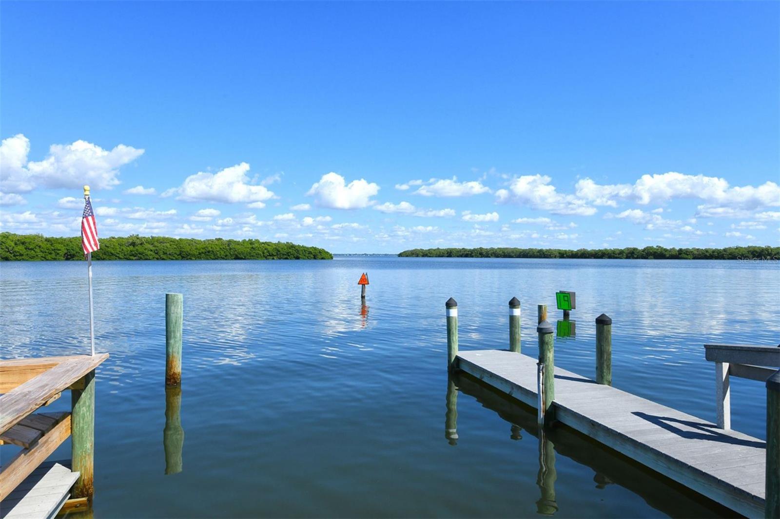 4380 EXETER DR #101, LONGBOAT KEY, FL, 34228