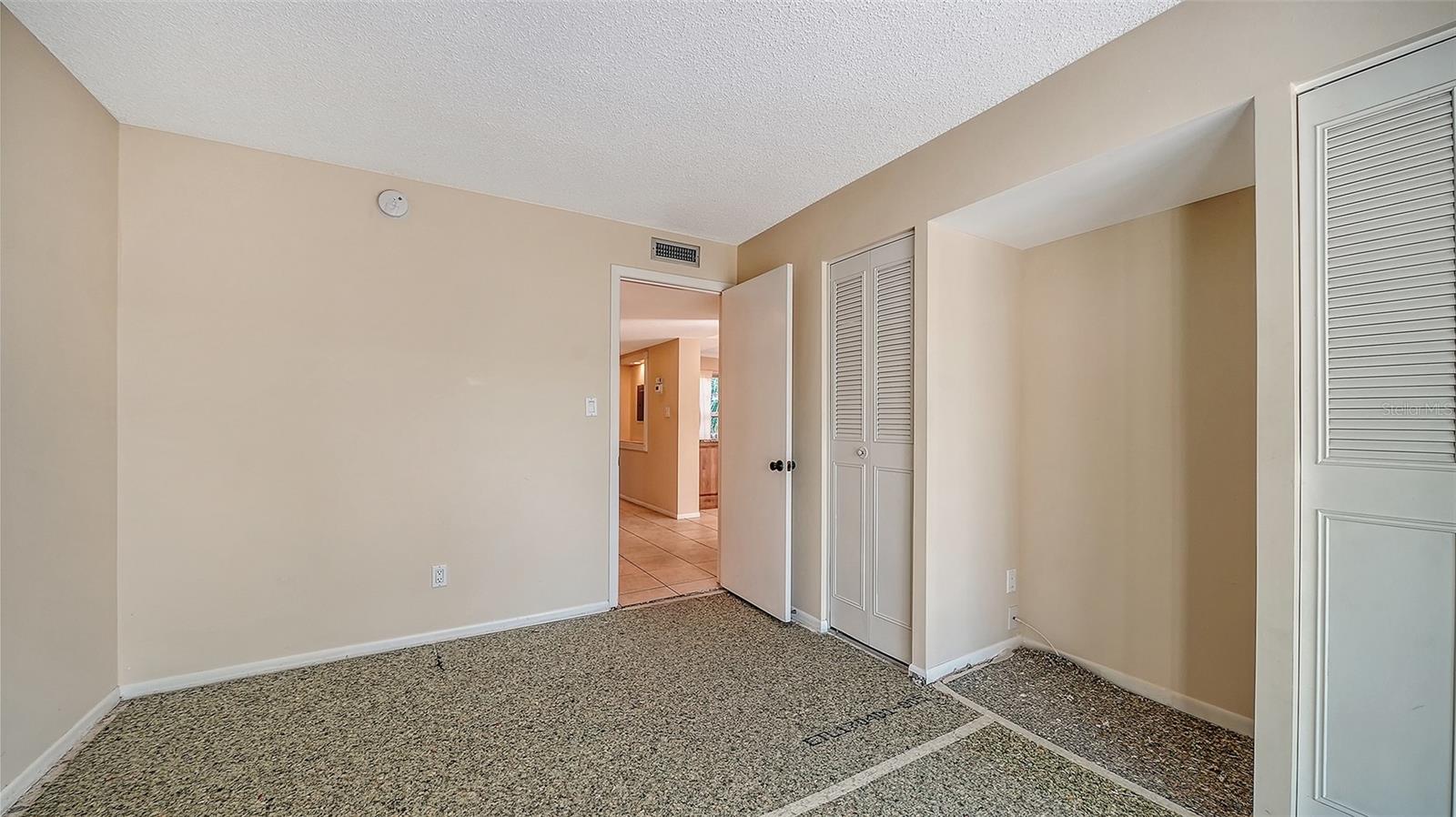 4380 EXETER DR #101, LONGBOAT KEY, FL, 34228