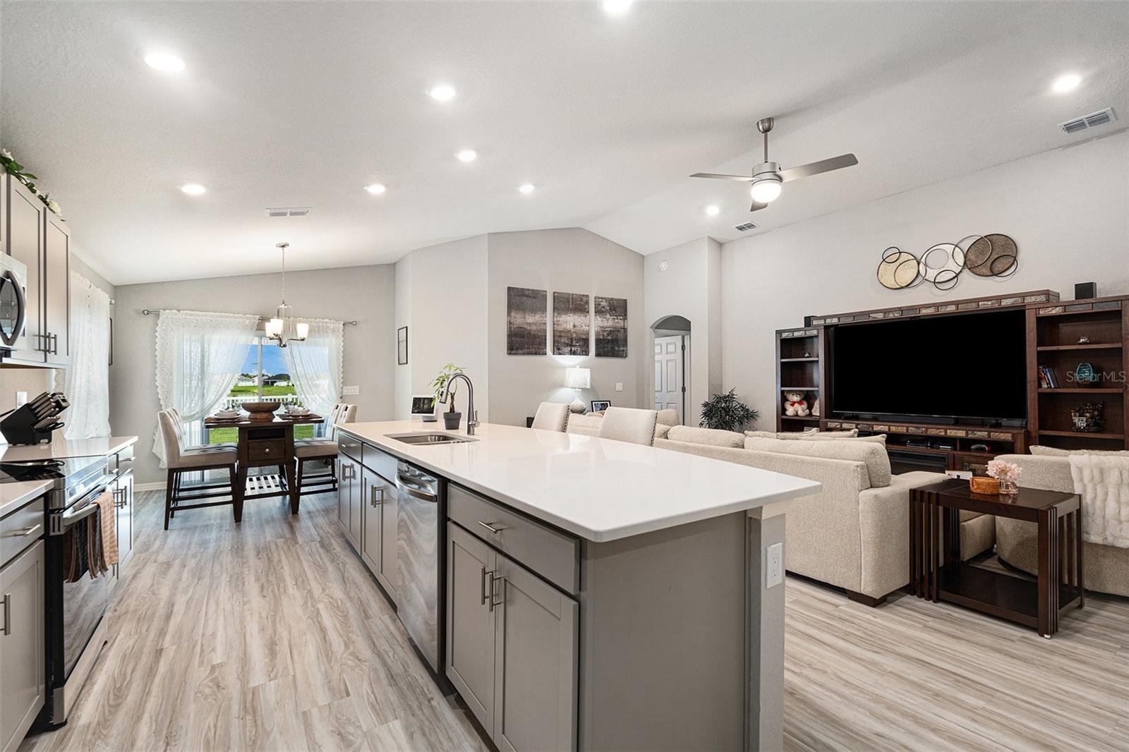 6436 PEBBLEBROOKE WAY, ZEPHYRHILLS, FL, 33541