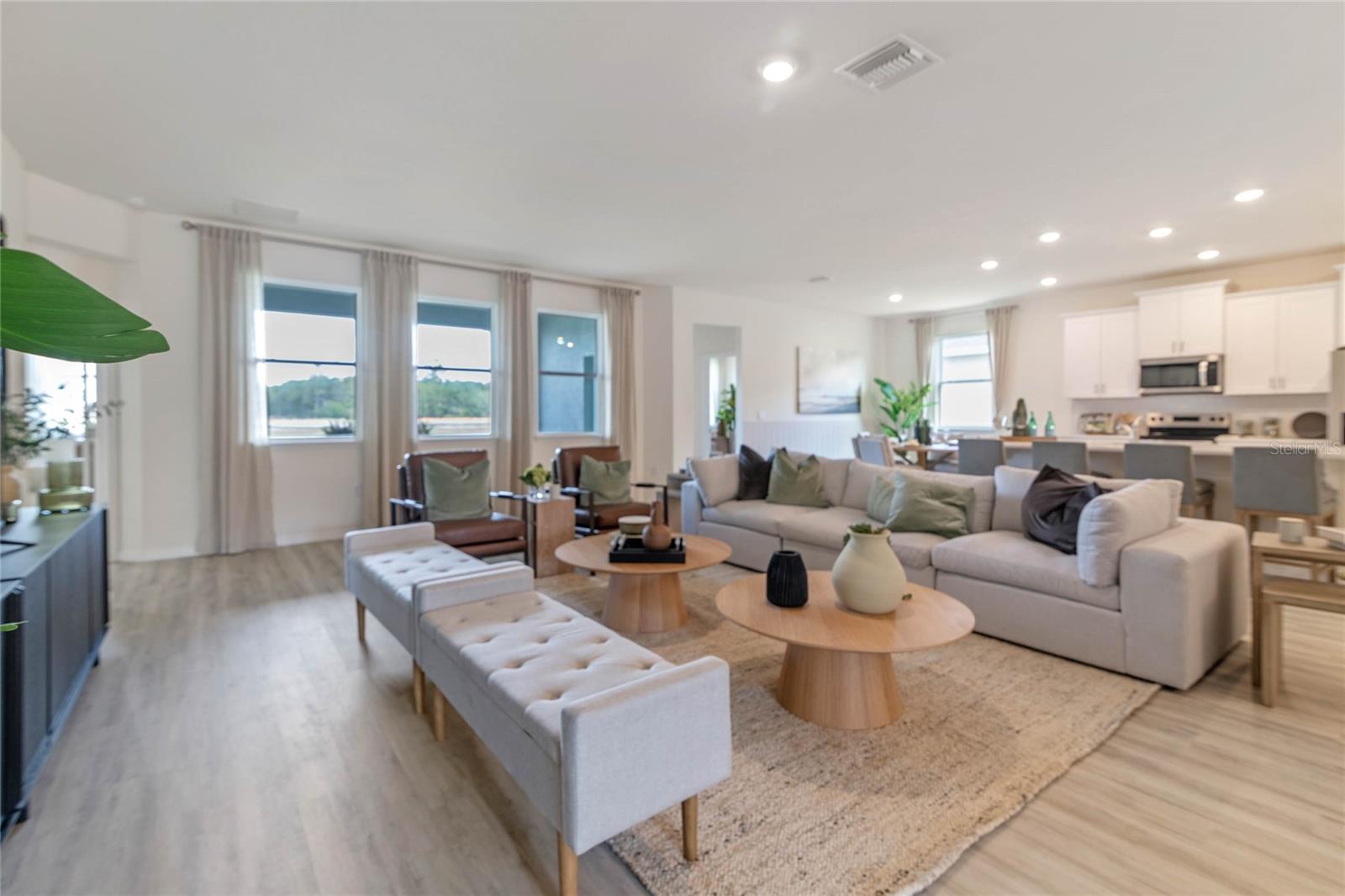 3393 ARCH AVE, ORMOND BEACH, FL, 32174