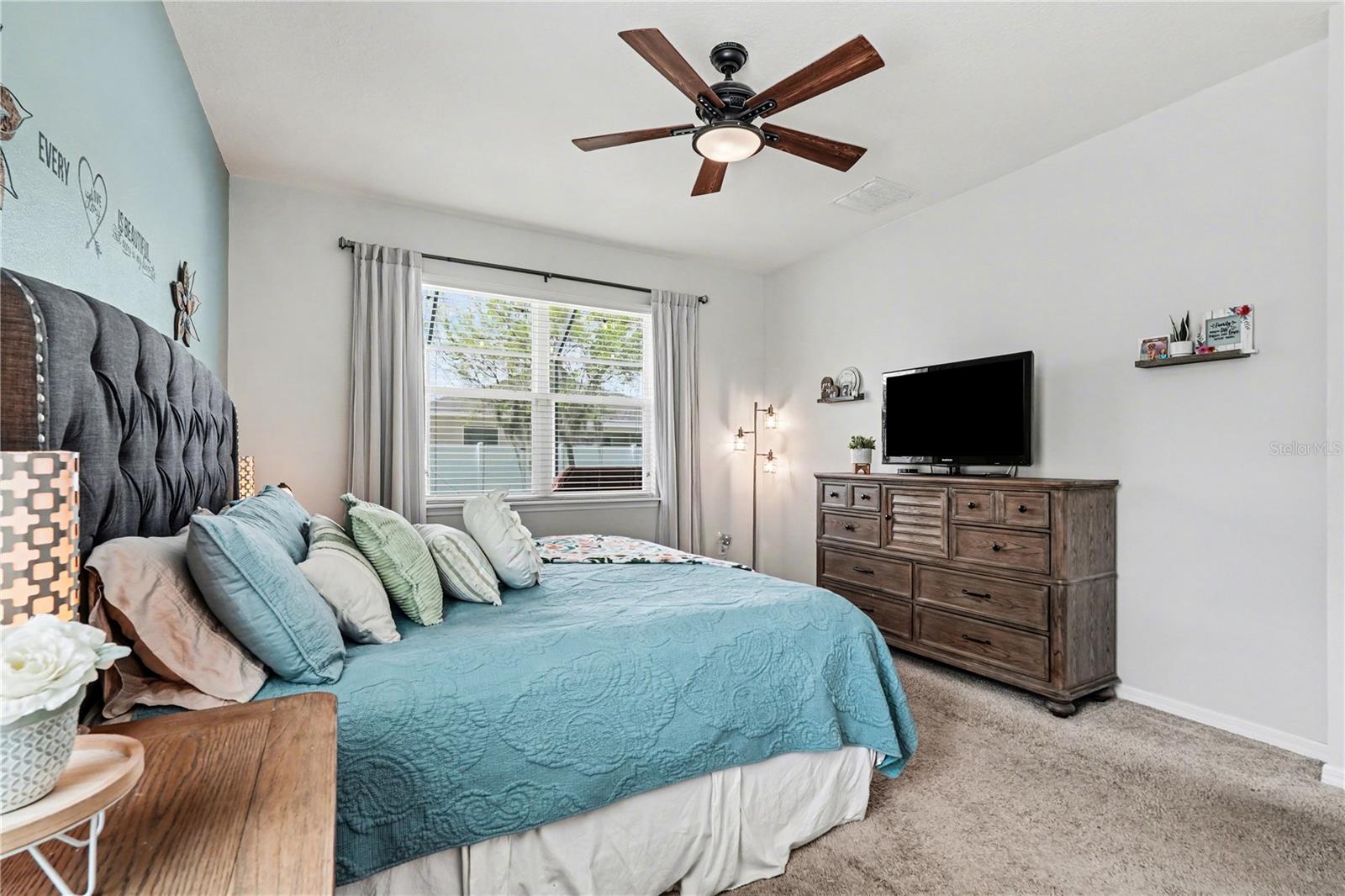 5465 SUNCATCHER DRIVE, WESLEY CHAPEL, FL, 33545