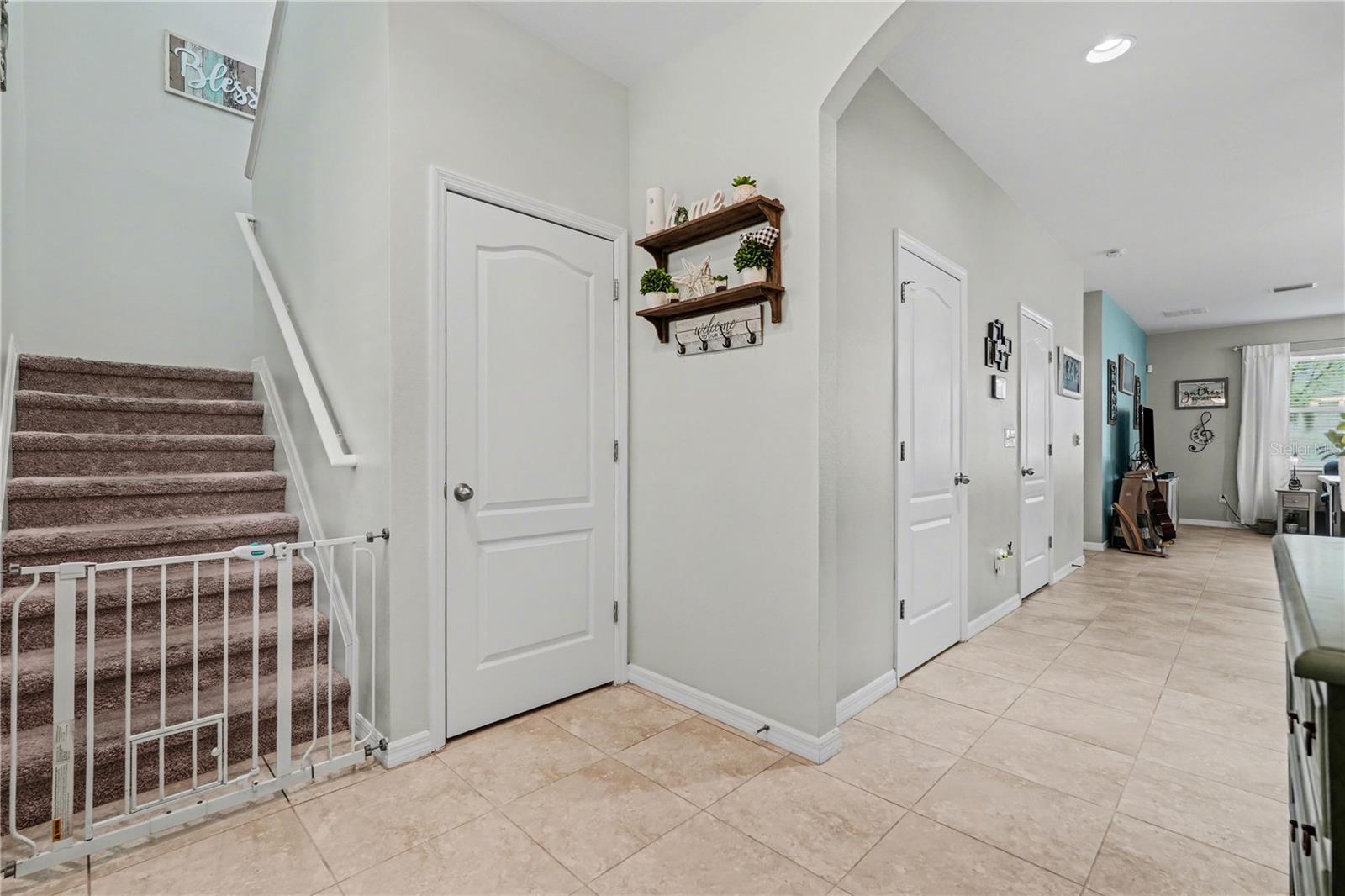 5465 SUNCATCHER DRIVE, WESLEY CHAPEL, FL, 33545