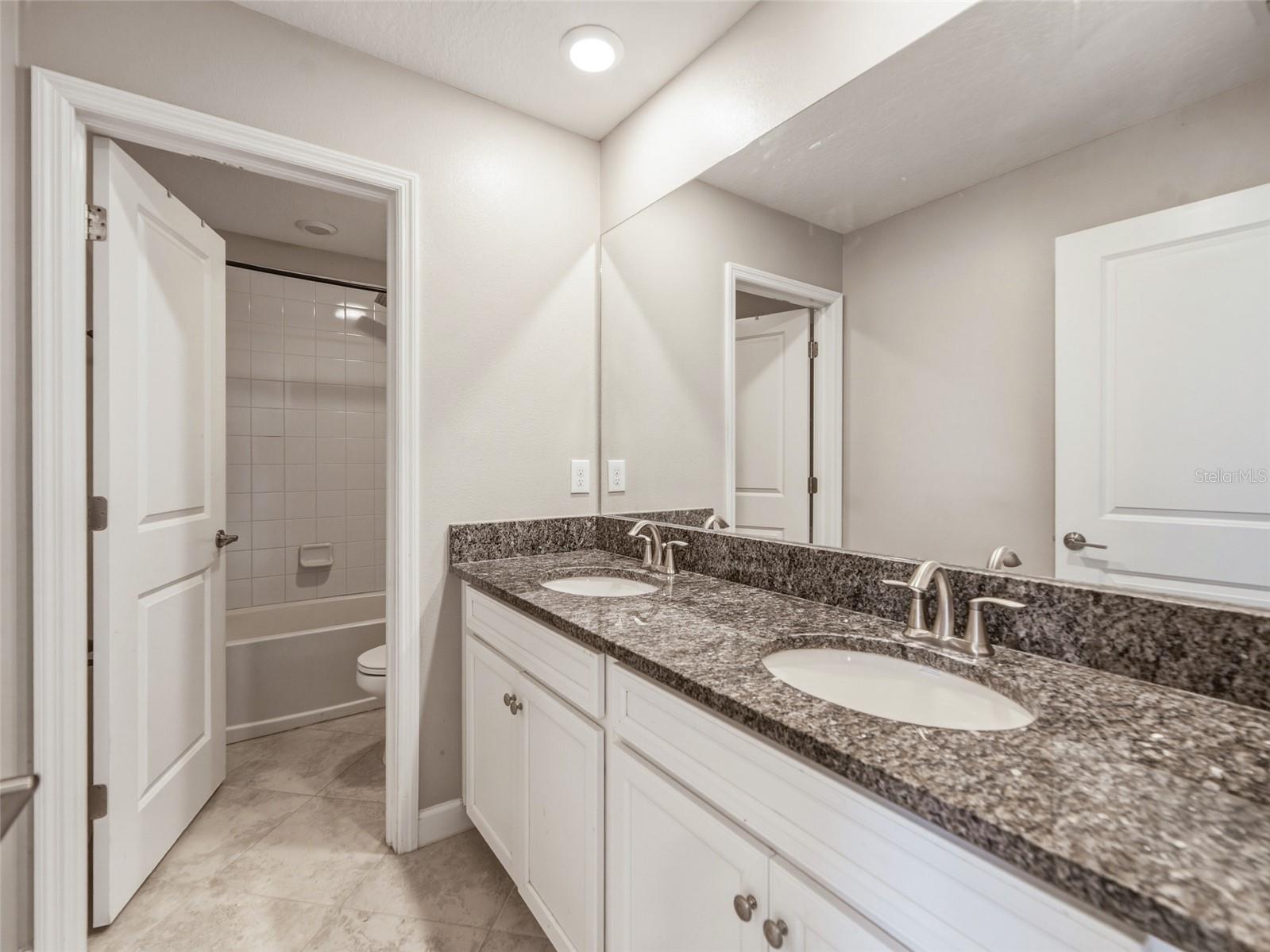 11322 CHILLY WATER CT, RIVERVIEW, FL, 33569