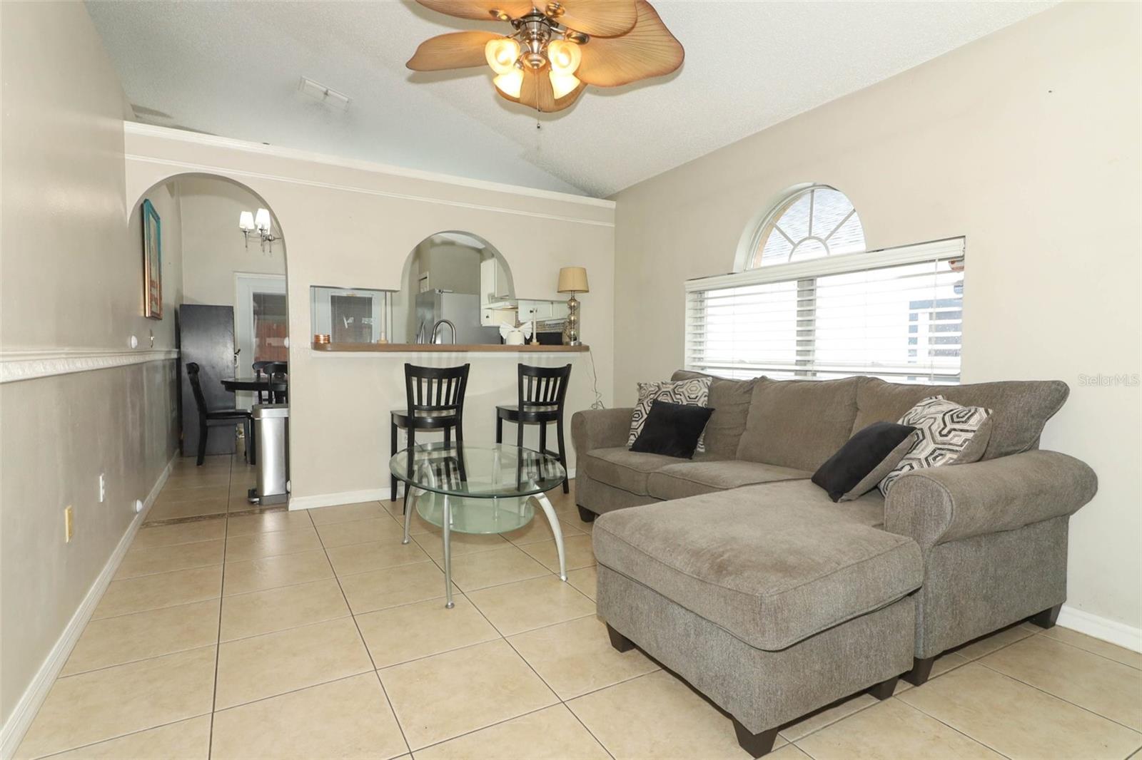 519 BEASLEY CT, ORLANDO, FL, 32807