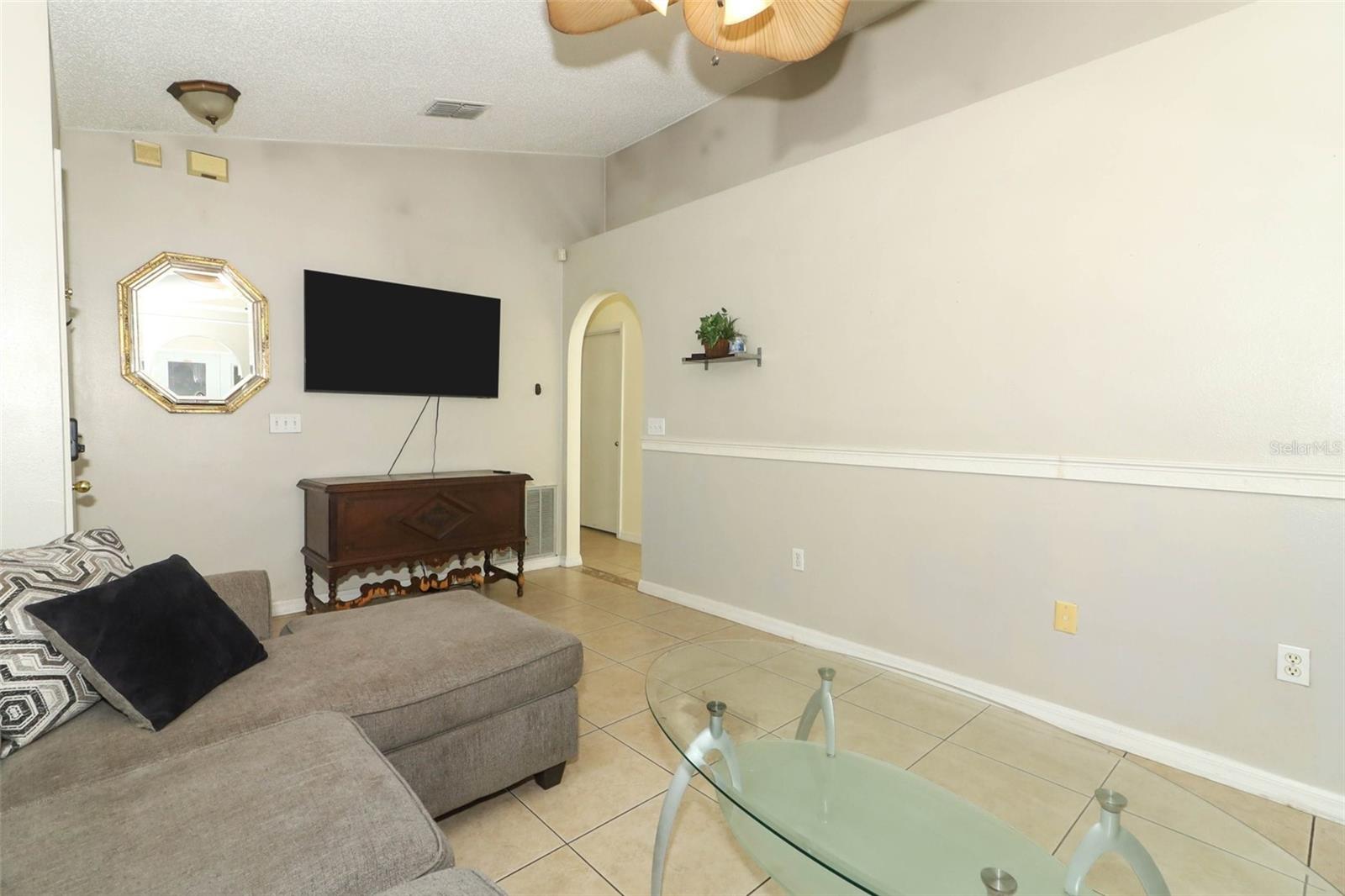 519 BEASLEY CT, ORLANDO, FL, 32807