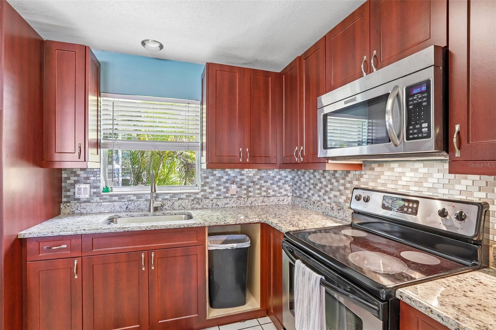 5775 57TH AVE N, ST PETERSBURG, FL, 33709