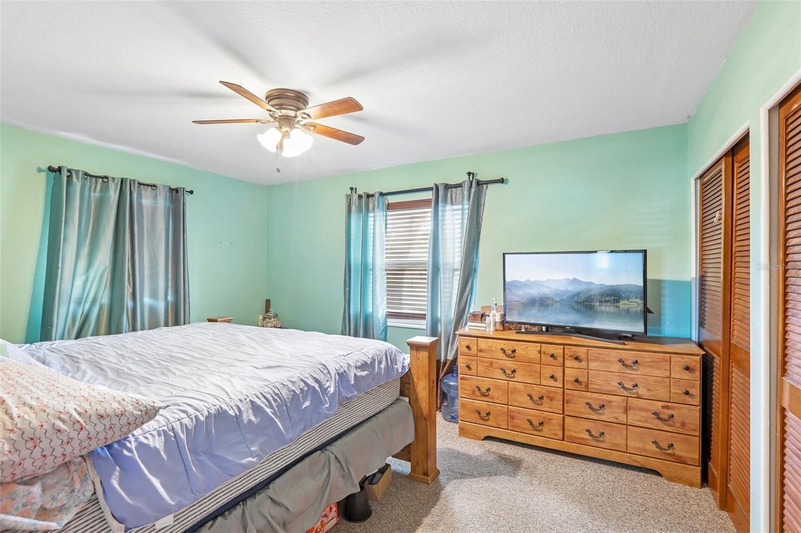 5775 57TH AVE N, ST PETERSBURG, FL, 33709