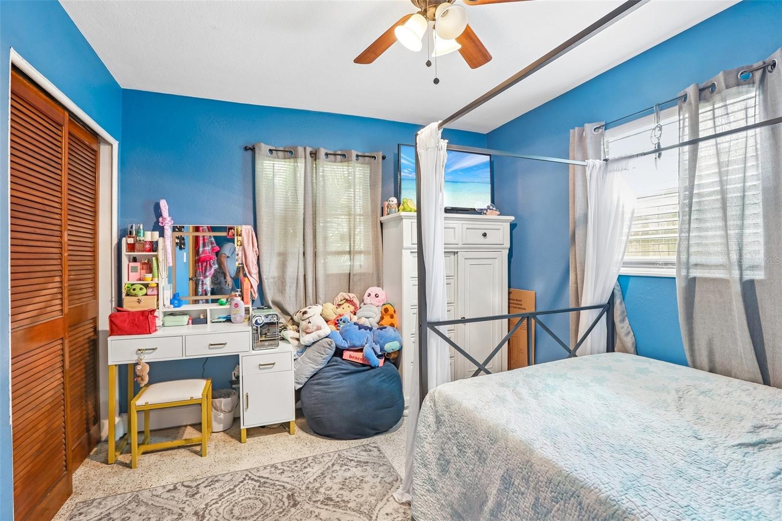 5775 57TH AVE N, ST PETERSBURG, FL, 33709