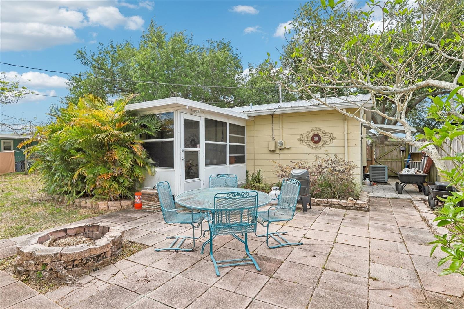 5775 57TH AVE N, ST PETERSBURG, FL, 33709