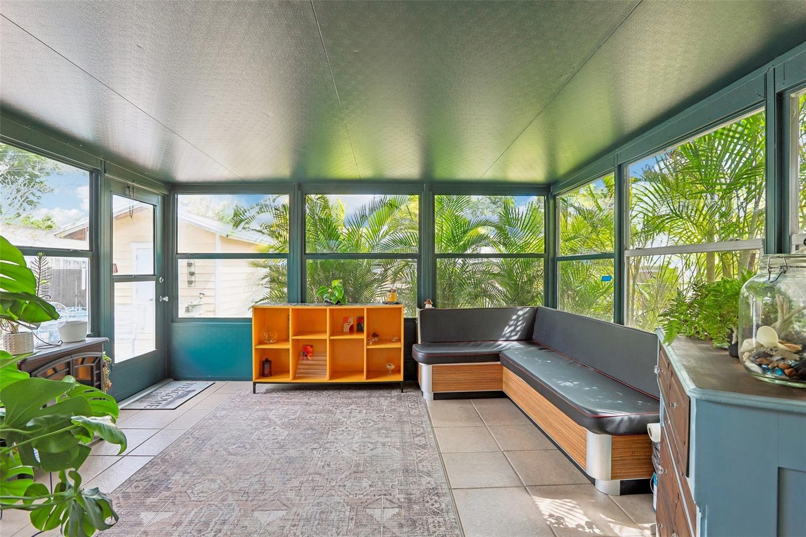 5775 57TH AVE N, ST PETERSBURG, FL, 33709