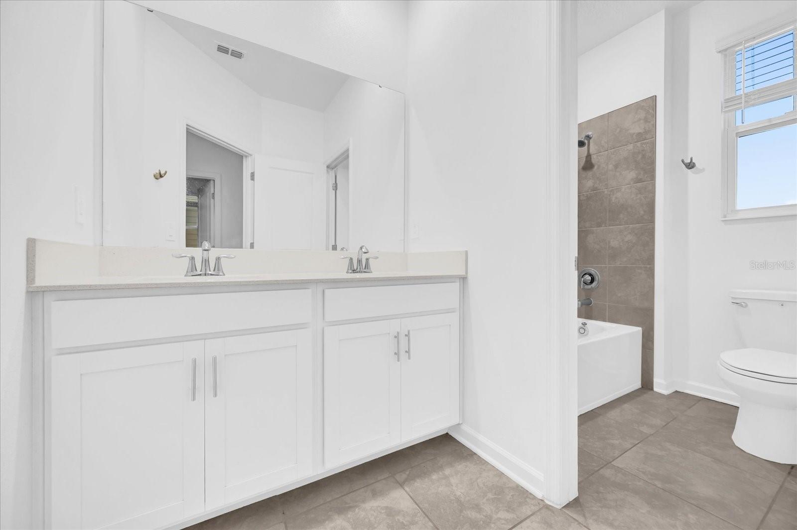 1940 RIDER RAIN LN, APOPKA, FL, 32703