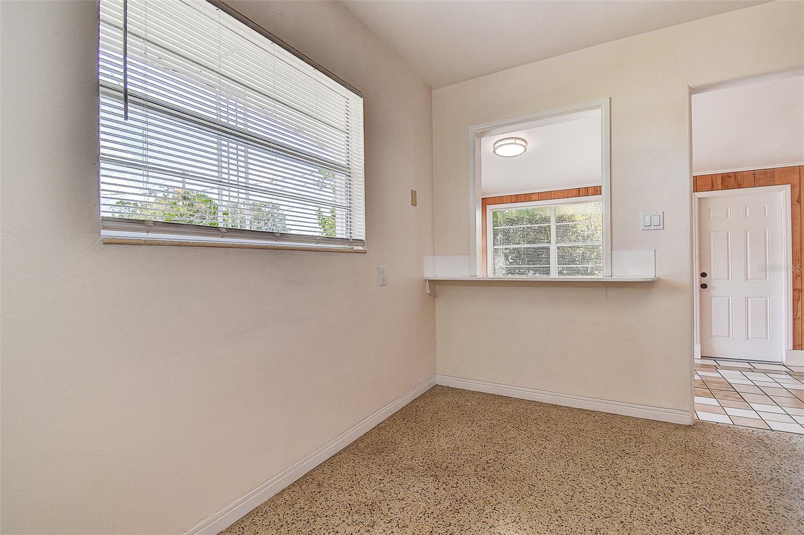 2518 40TH AVE N, ST PETERSBURG, FL, 33710