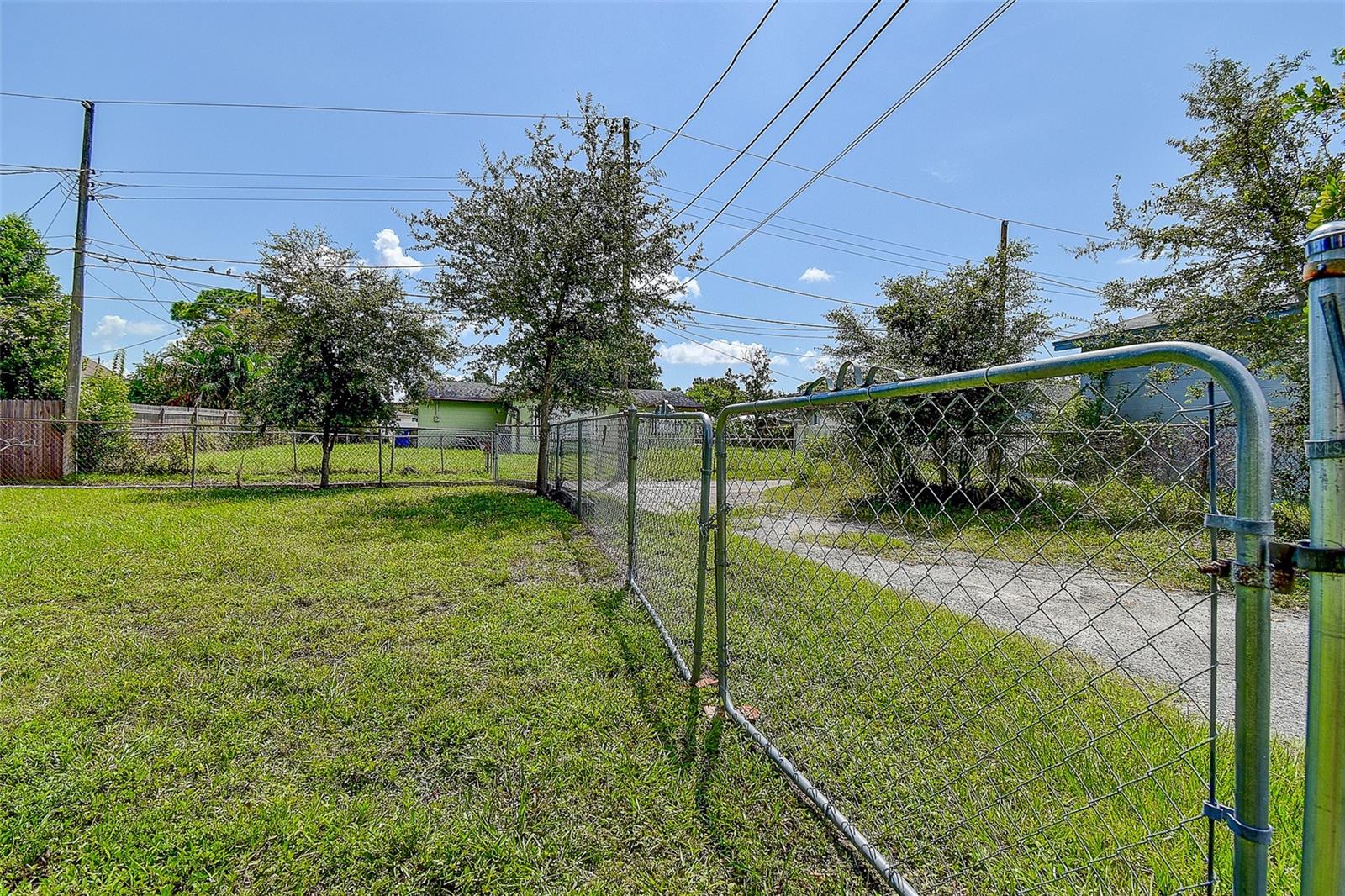 2518 40TH AVE N, ST PETERSBURG, FL, 33710