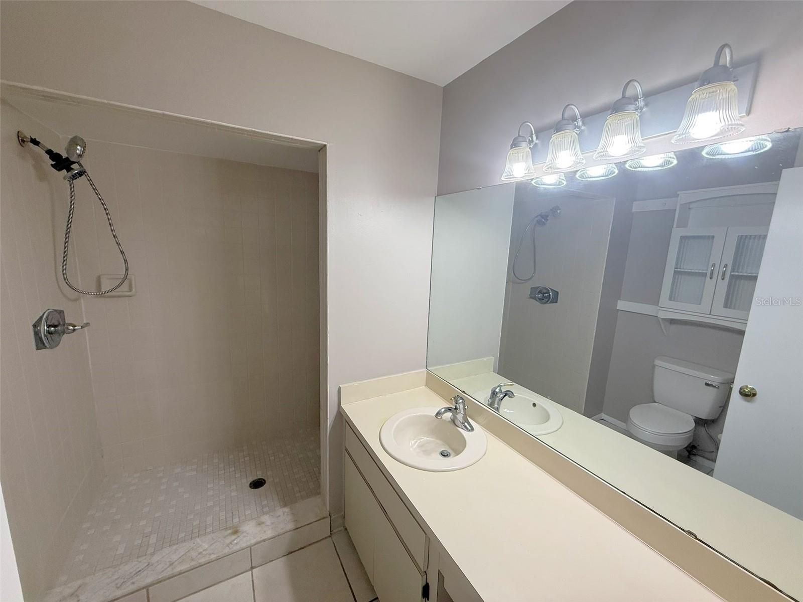 2453 E ILLIANA ST, ORLANDO, FL, 32806