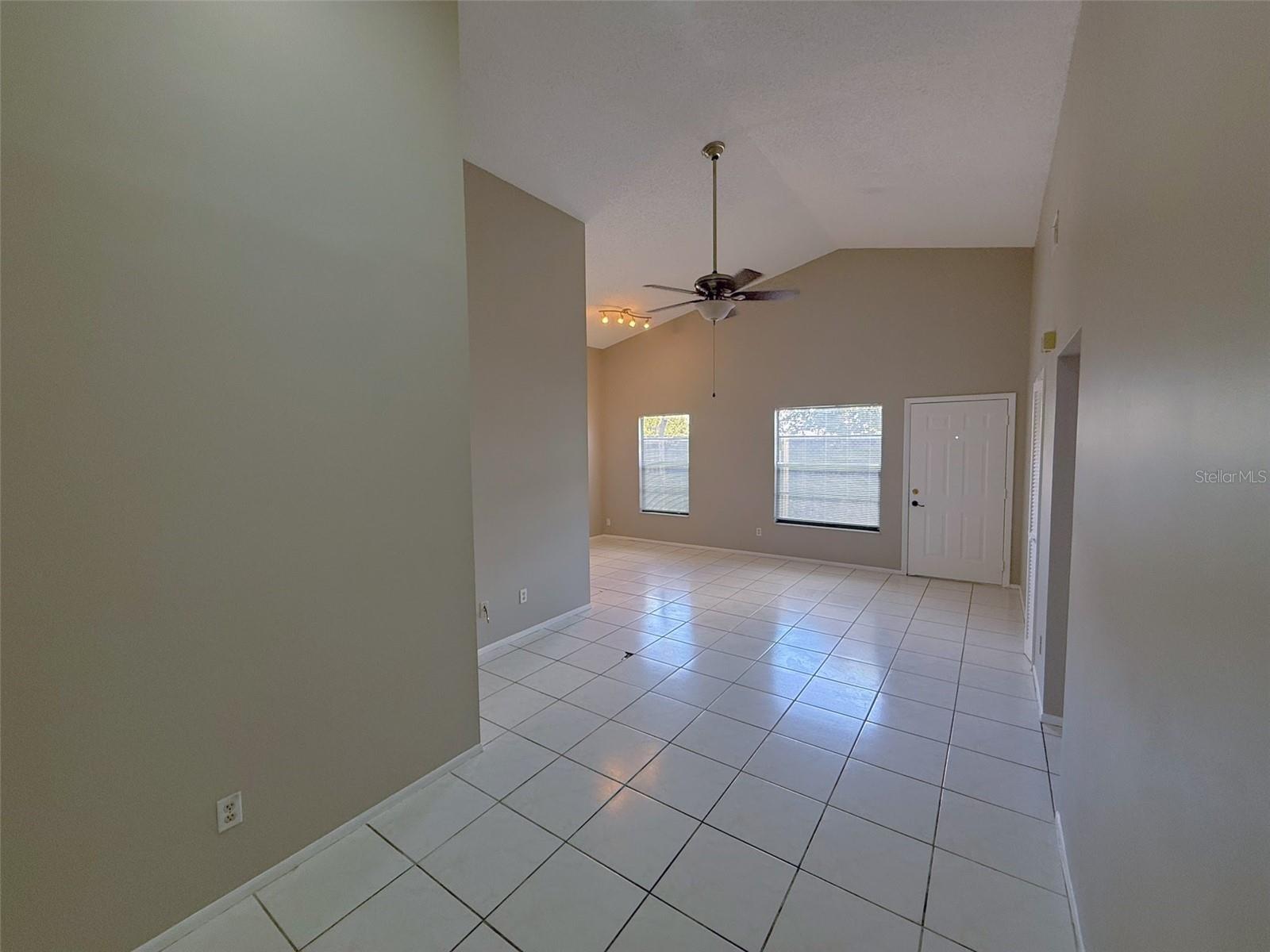 2453 E ILLIANA ST, ORLANDO, FL, 32806
