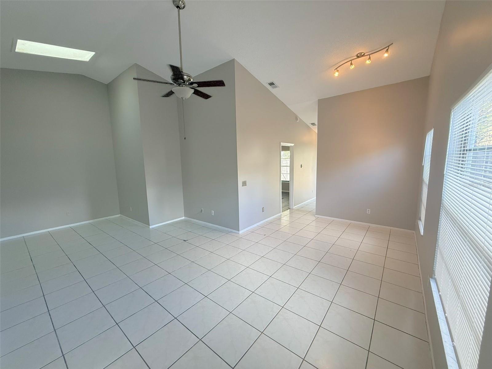 2453 E ILLIANA ST, ORLANDO, FL, 32806
