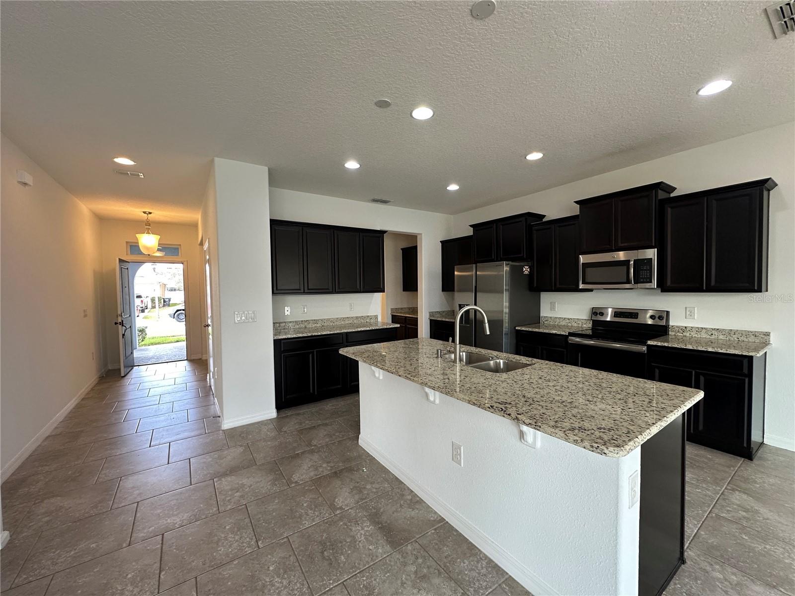 2445 BEACON LANDING CIR, ORLANDO, FL, 32824