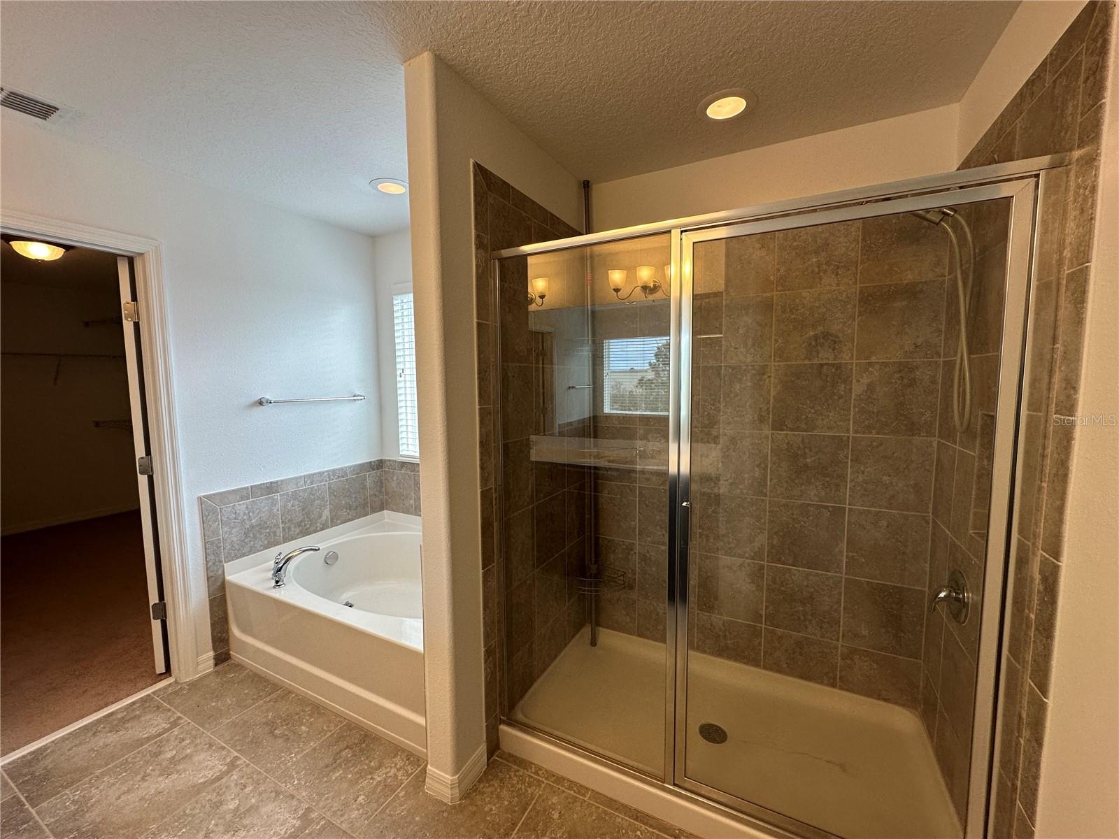 2445 BEACON LANDING CIR, ORLANDO, FL, 32824