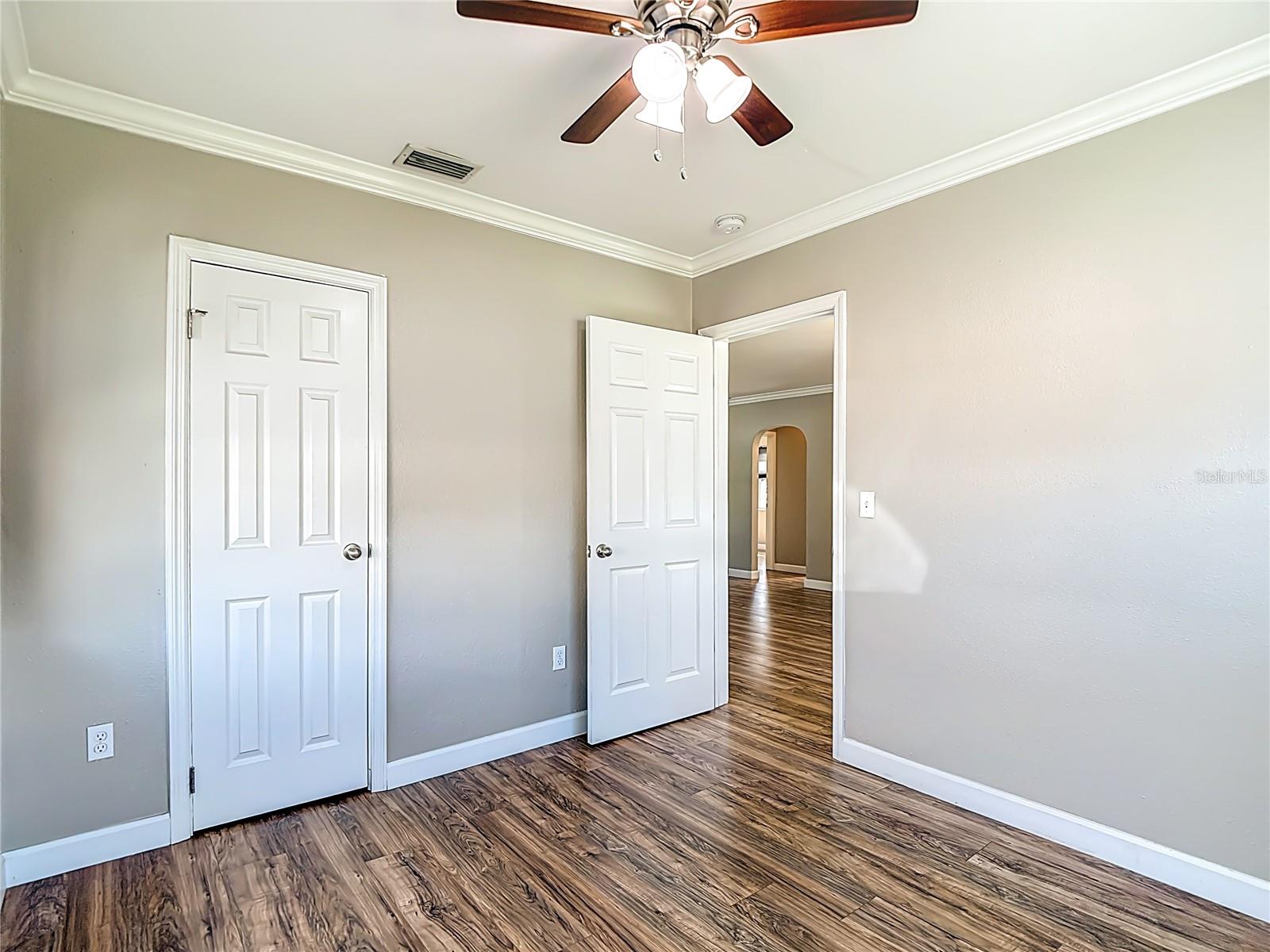 104 W OSBORNE AVE, TAMPA, FL, 33603