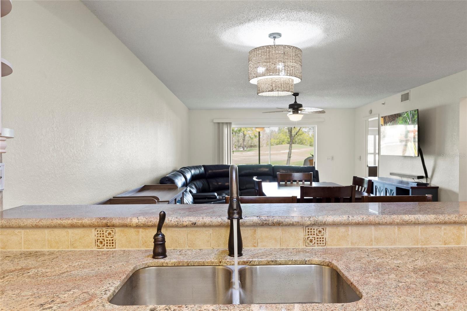 6611 STONE RIVER RD #102, BRADENTON, FL, 34203