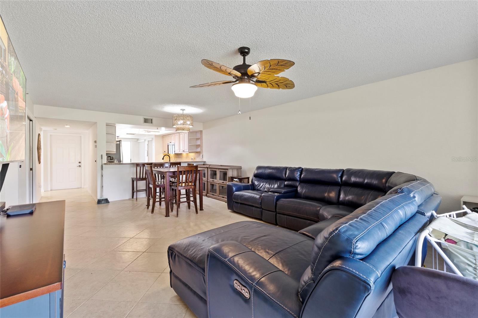 6611 STONE RIVER RD #102, BRADENTON, FL, 34203