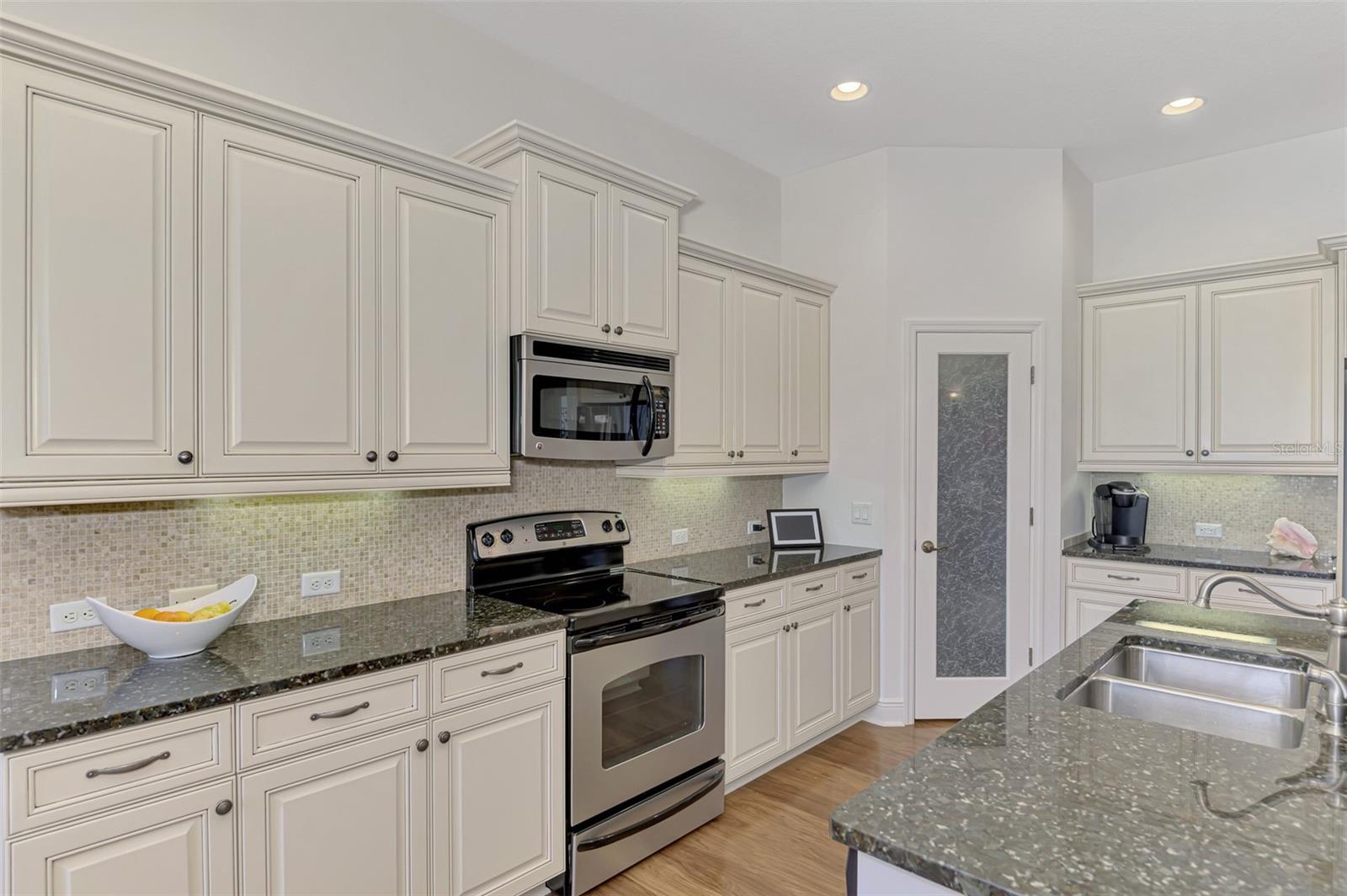 539 SAWGRASS BRIDGE RD, VENICE, FL, 34292