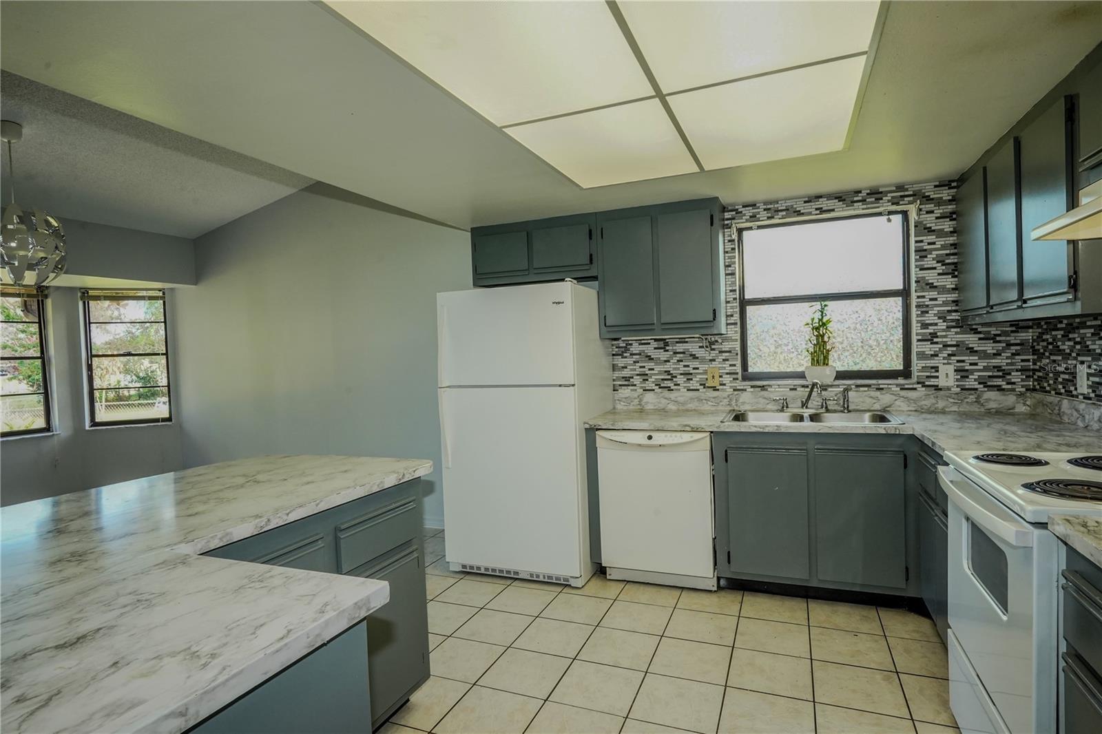 3240 PINERIDGE CIR, KISSIMMEE, FL, 34746