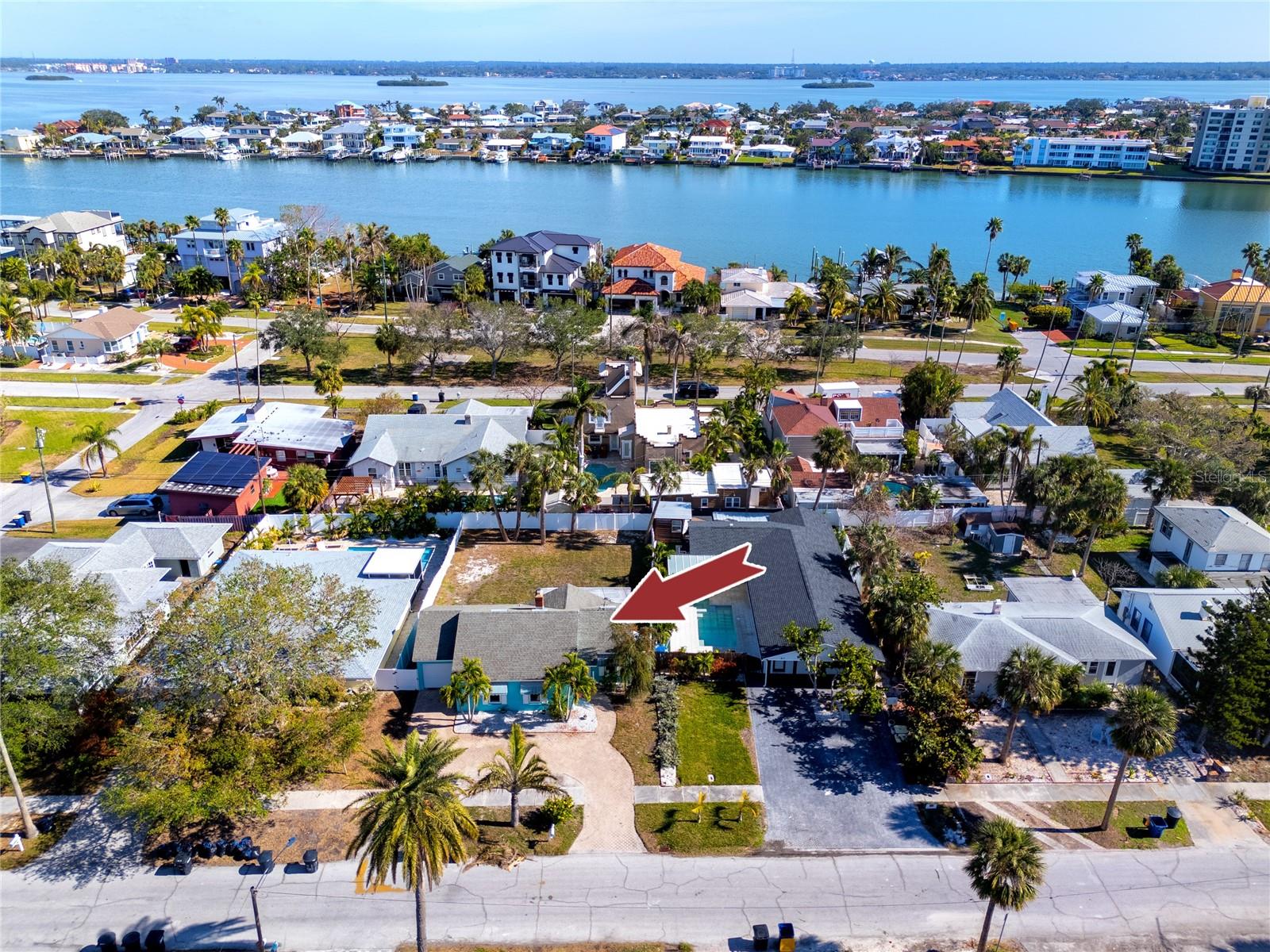 815 LANTANA AVE, CLEARWATER BEACH, FL, 33767