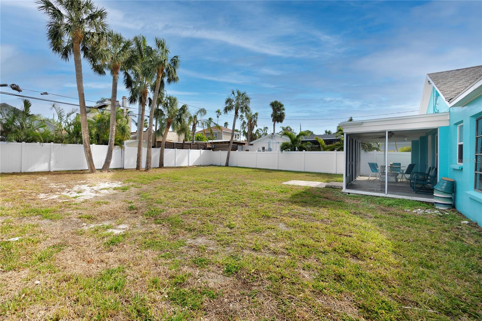 815 LANTANA AVE, CLEARWATER BEACH, FL, 33767