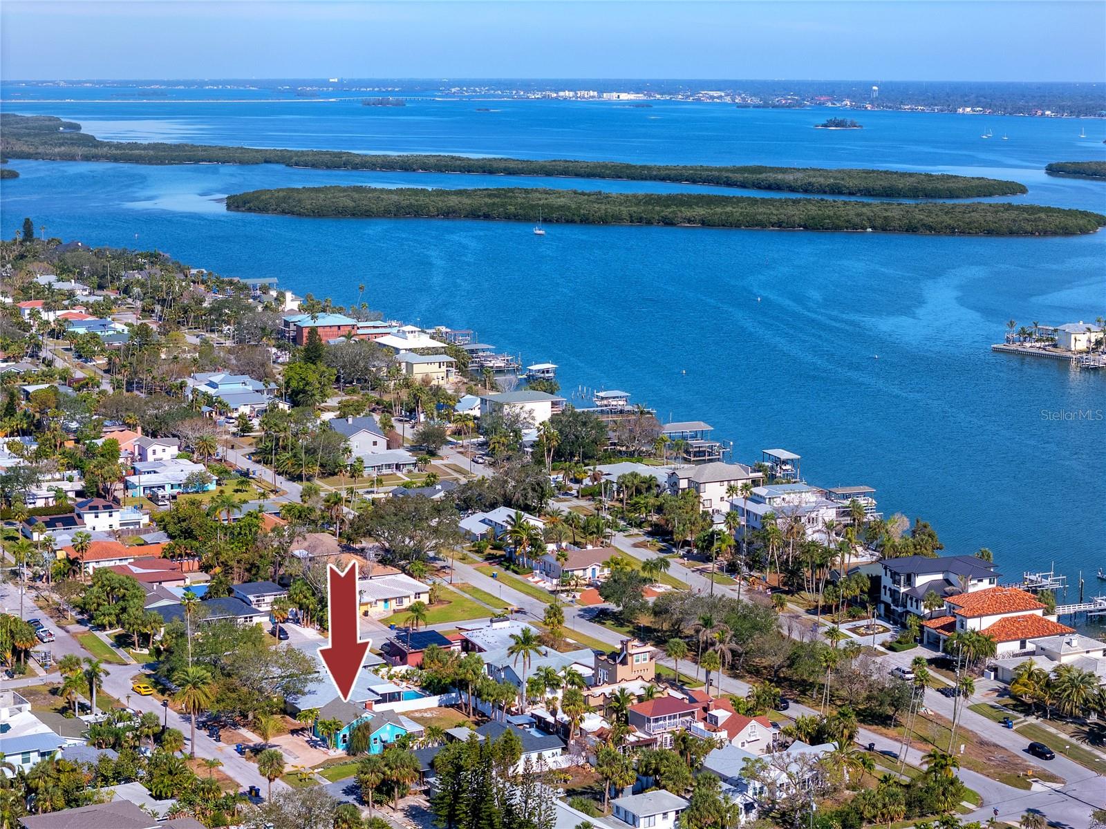 815 LANTANA AVE, CLEARWATER BEACH, FL, 33767