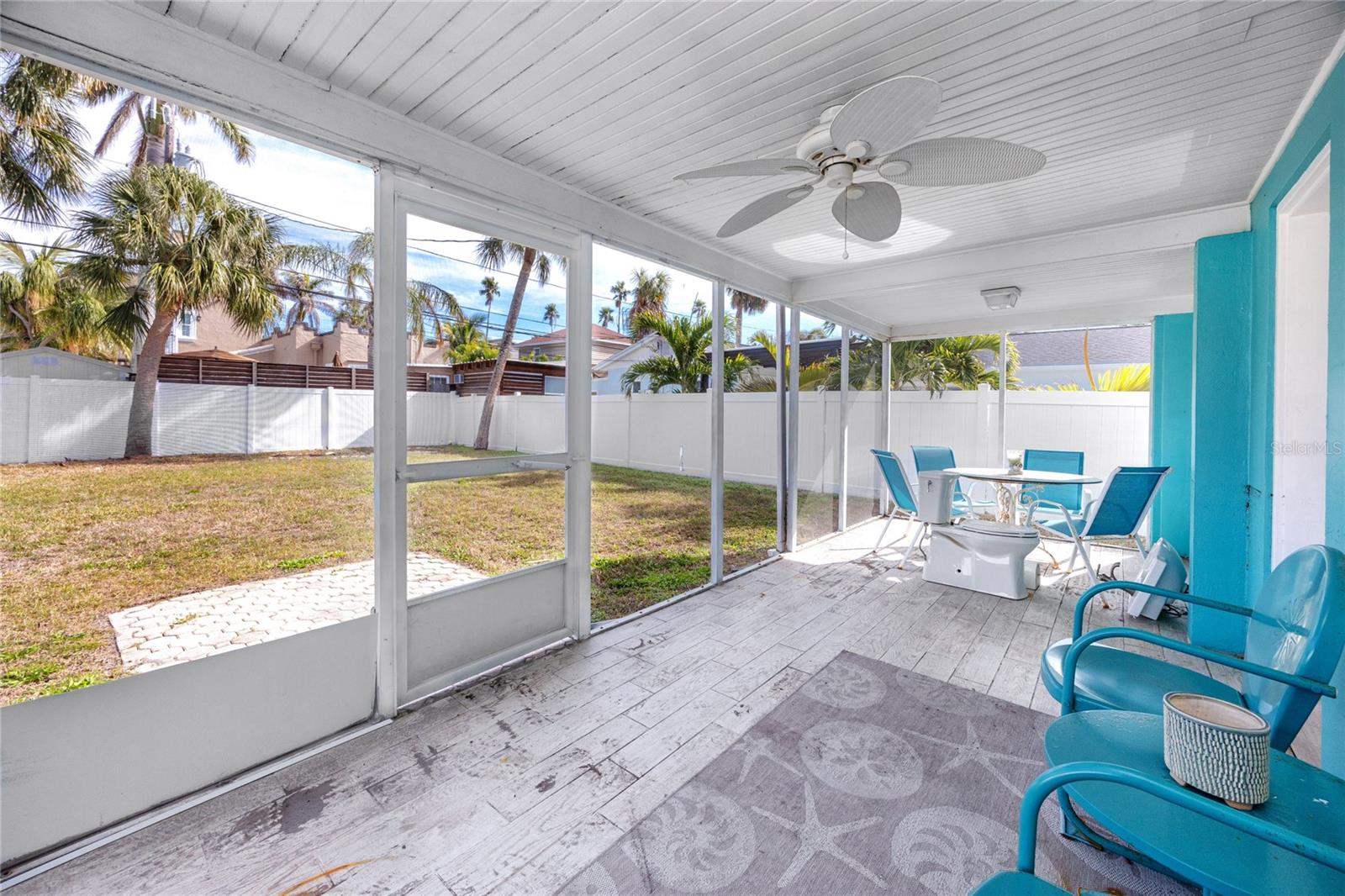 815 LANTANA AVE, CLEARWATER BEACH, FL, 33767