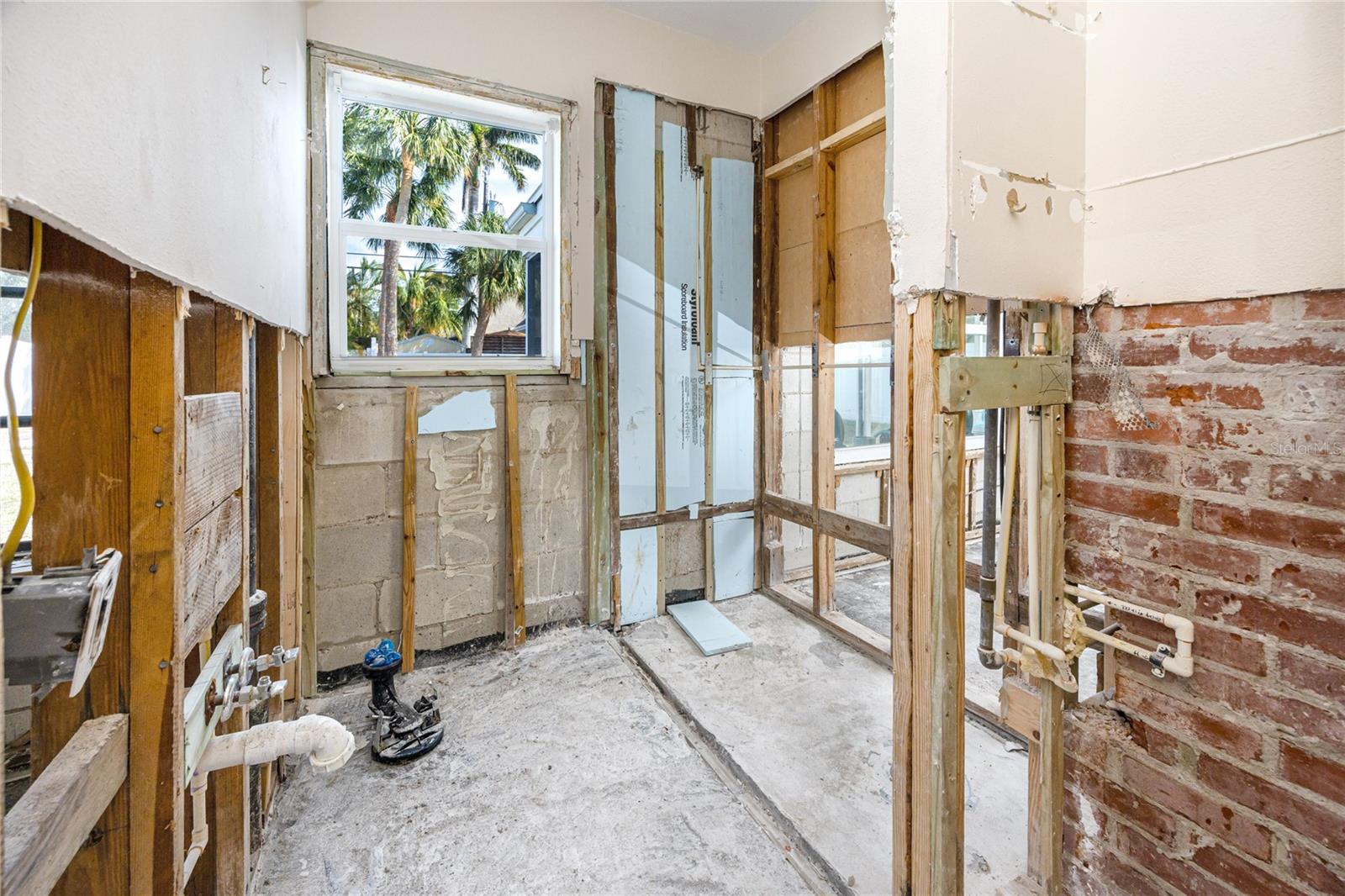 815 LANTANA AVE, CLEARWATER BEACH, FL, 33767