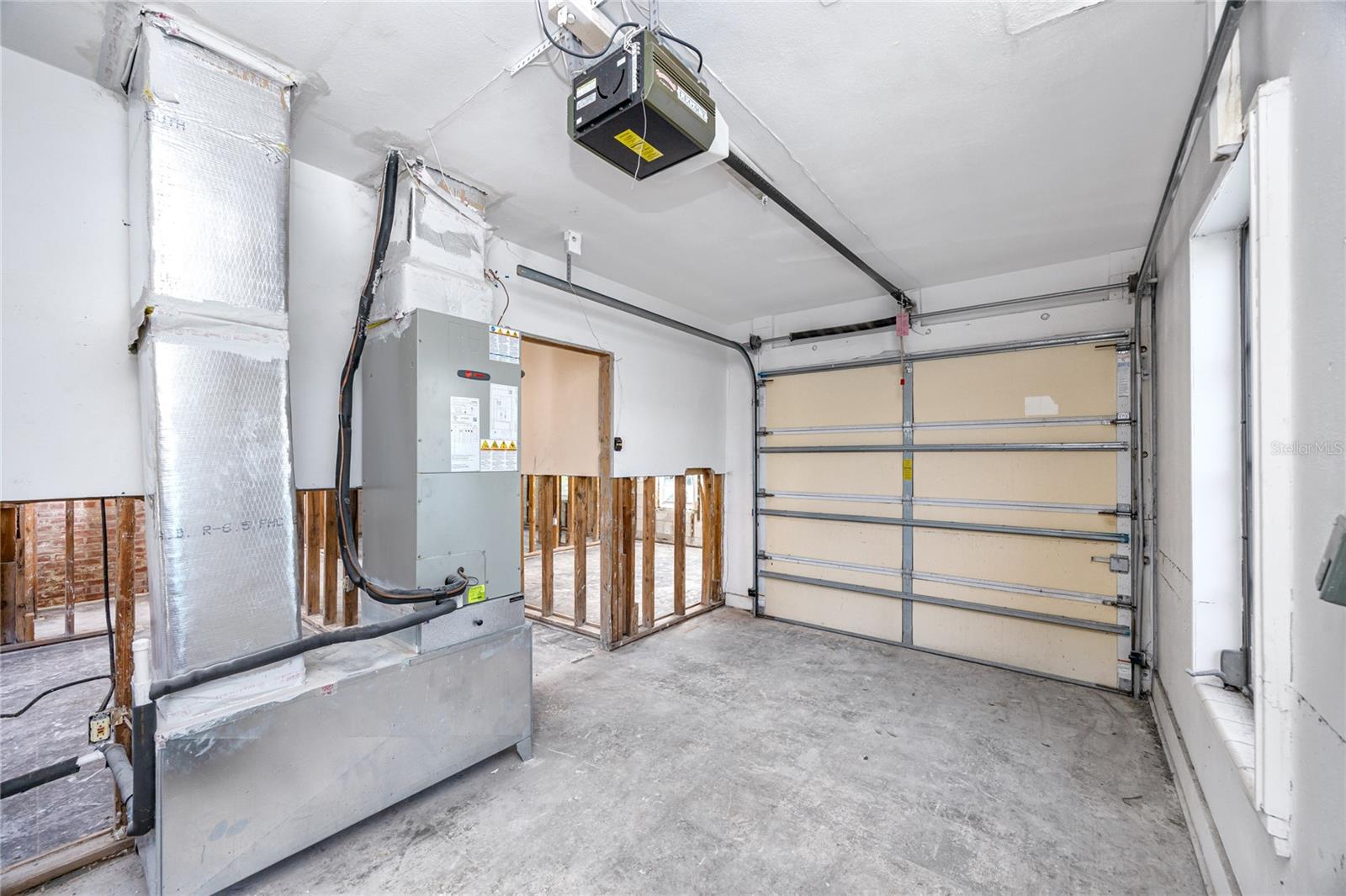 815 LANTANA AVE, CLEARWATER BEACH, FL, 33767