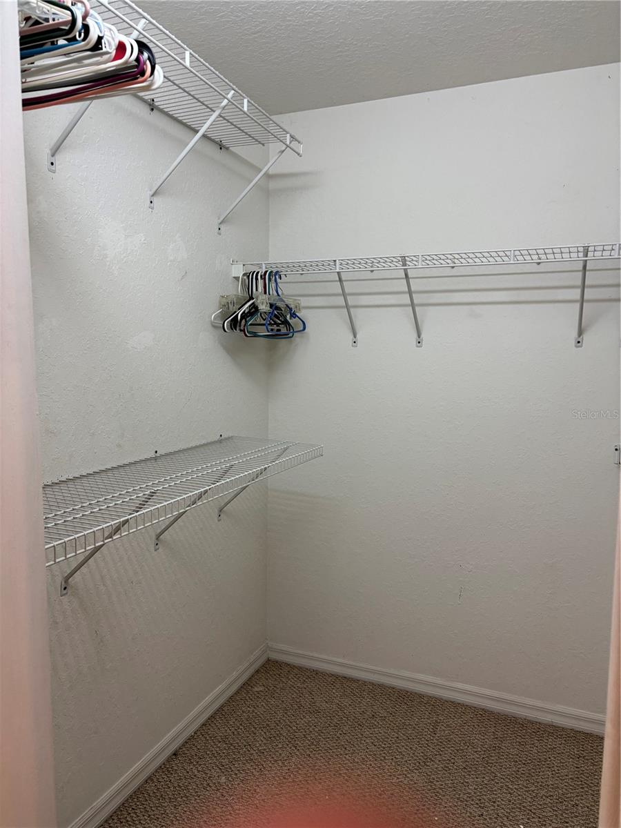 Main Bedroom Walk In