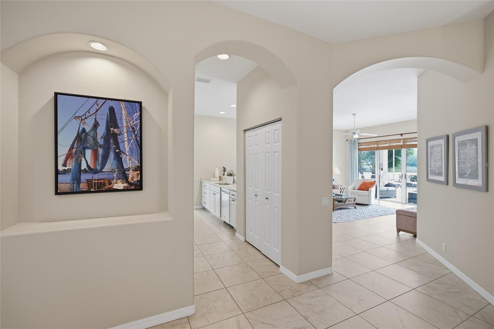 8722 52ND DR E, BRADENTON, FL, 34211